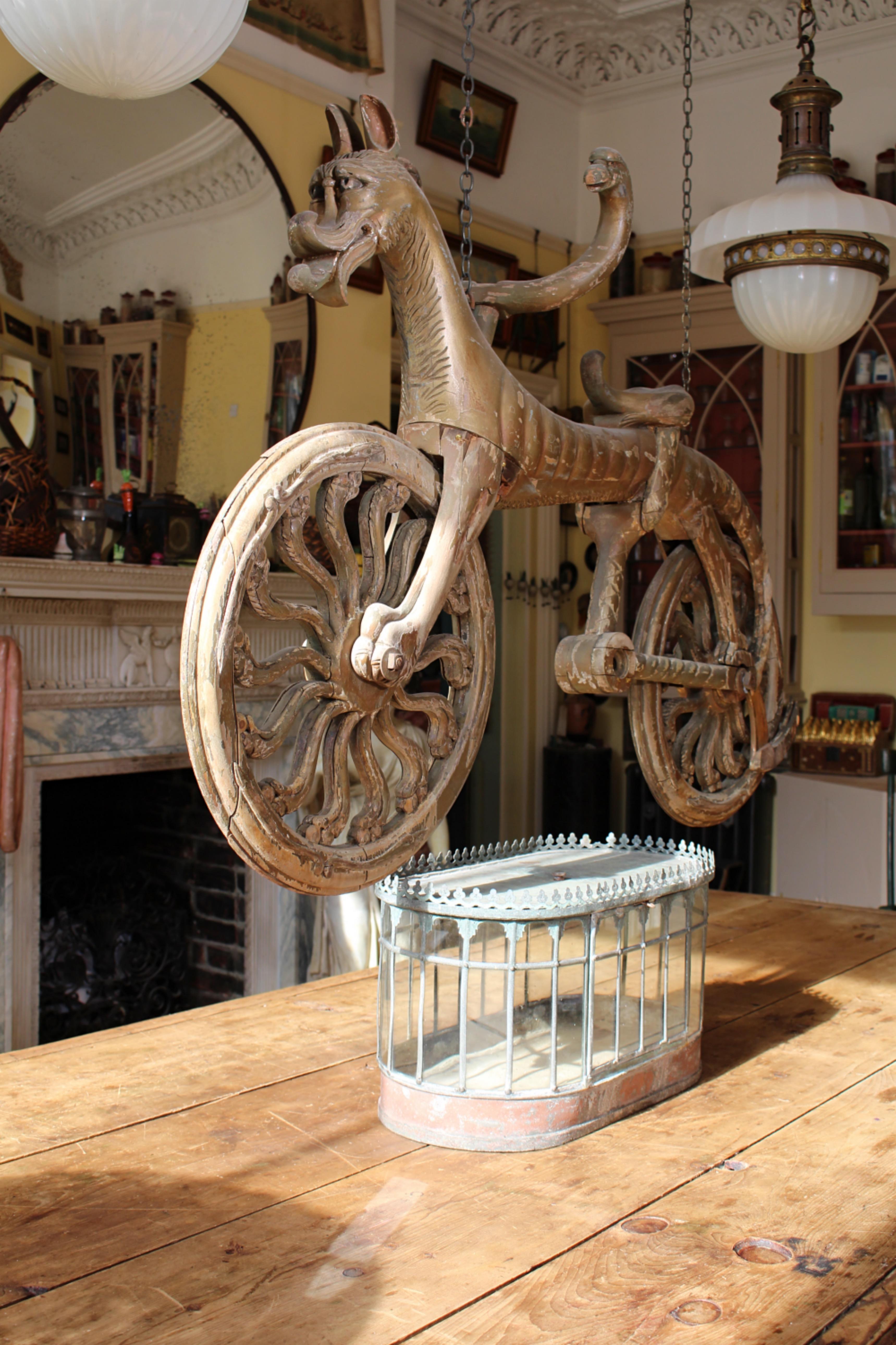 19ème siècle San Fransisco Sutro Baths Giltwood Seahorse Bicycle Folk Art Bon état - En vente à Lowestoft, GB