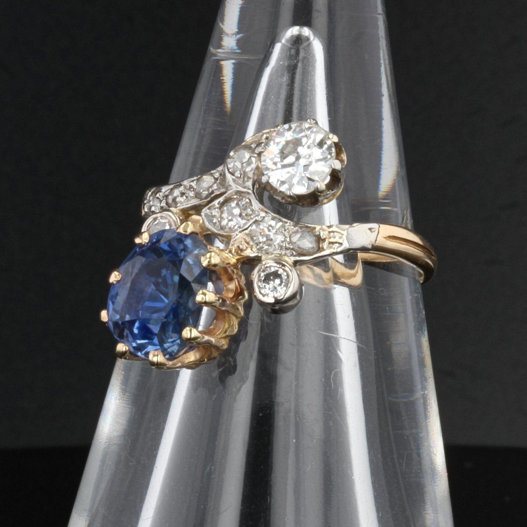 Pear Cut 19th Century Sapphire Diamonds 18 Karat Yellow Gold Platinum Duchess Ring For Sale