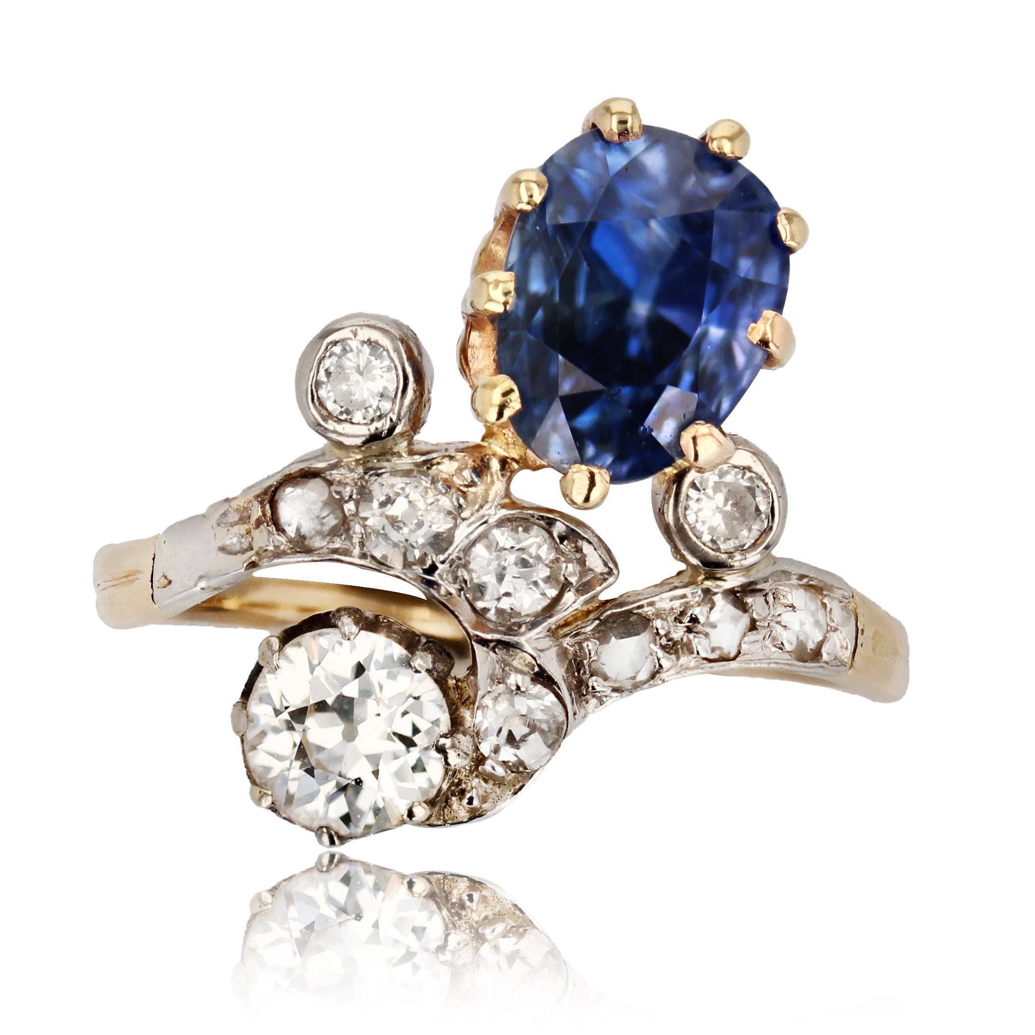Siglo XIX Zafiro Diamantes Oro Amarillo 18 Quilates Platino Anillo Duquesa en venta