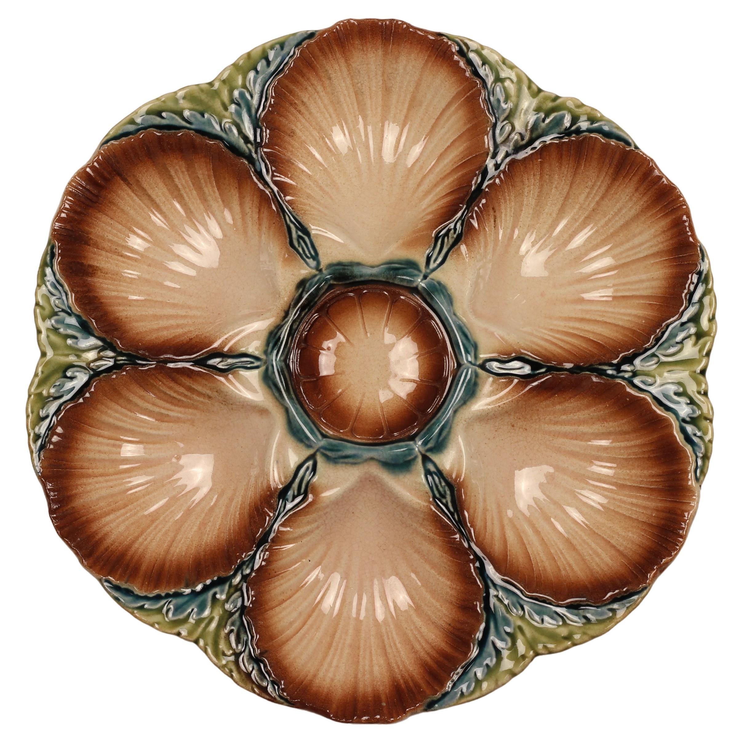 19th Century Sarreguemines Majolica Seaweed and Shell Barbotine Oyster Plate For Sale
