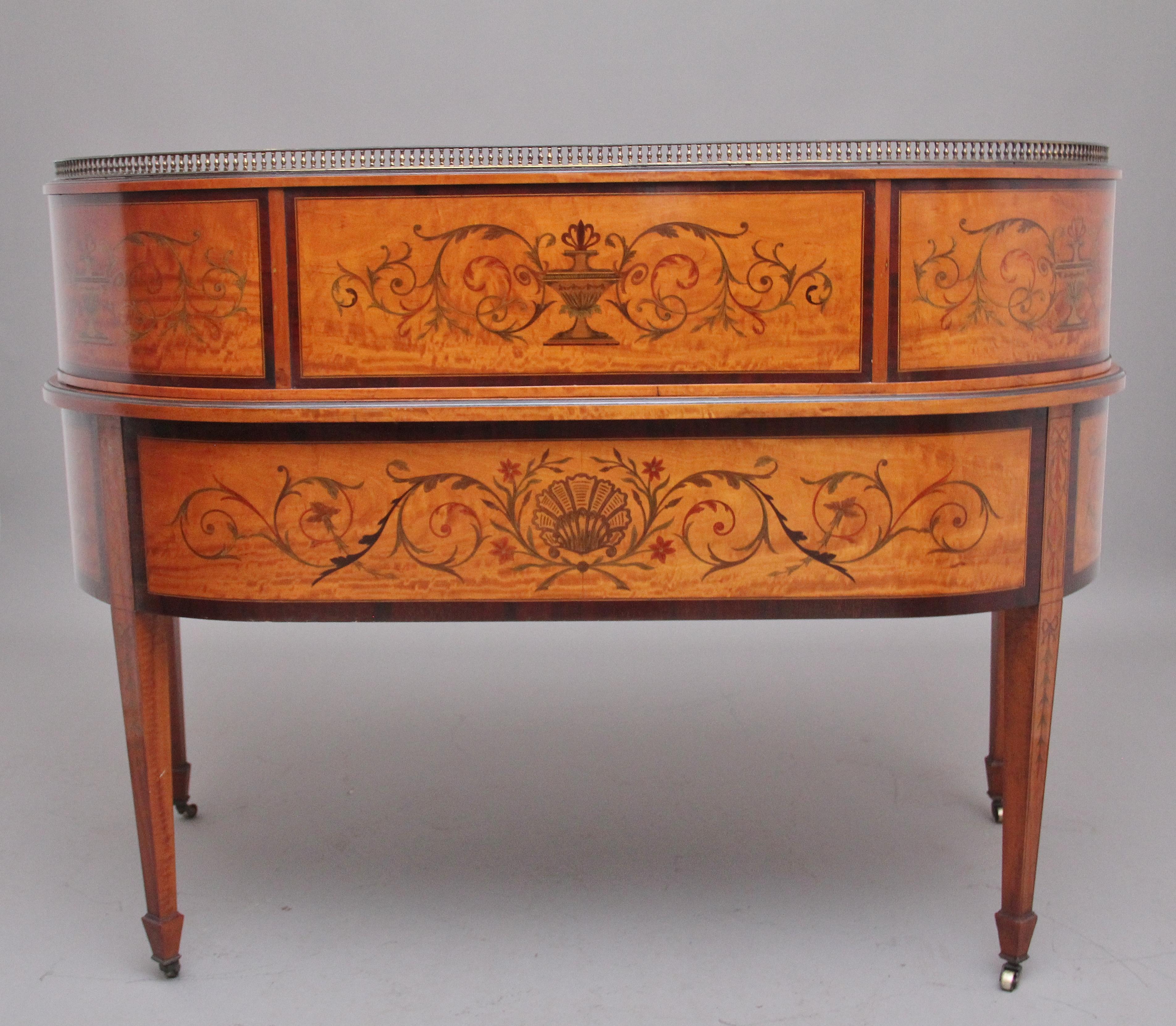 Carlton House-Schreibtisch aus Seidenholz mit Intarsien aus dem 19. Jahrhundert im Angebot 2