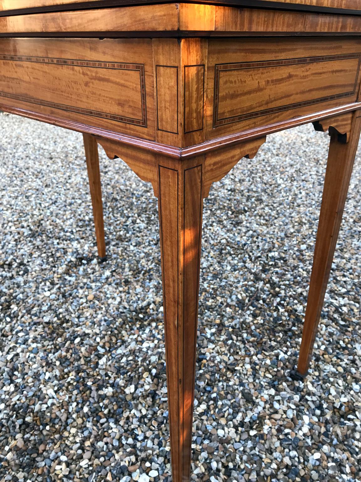 19th Century Satinwood Card Table In Good Condition For Sale In Richmond, London, Surrey