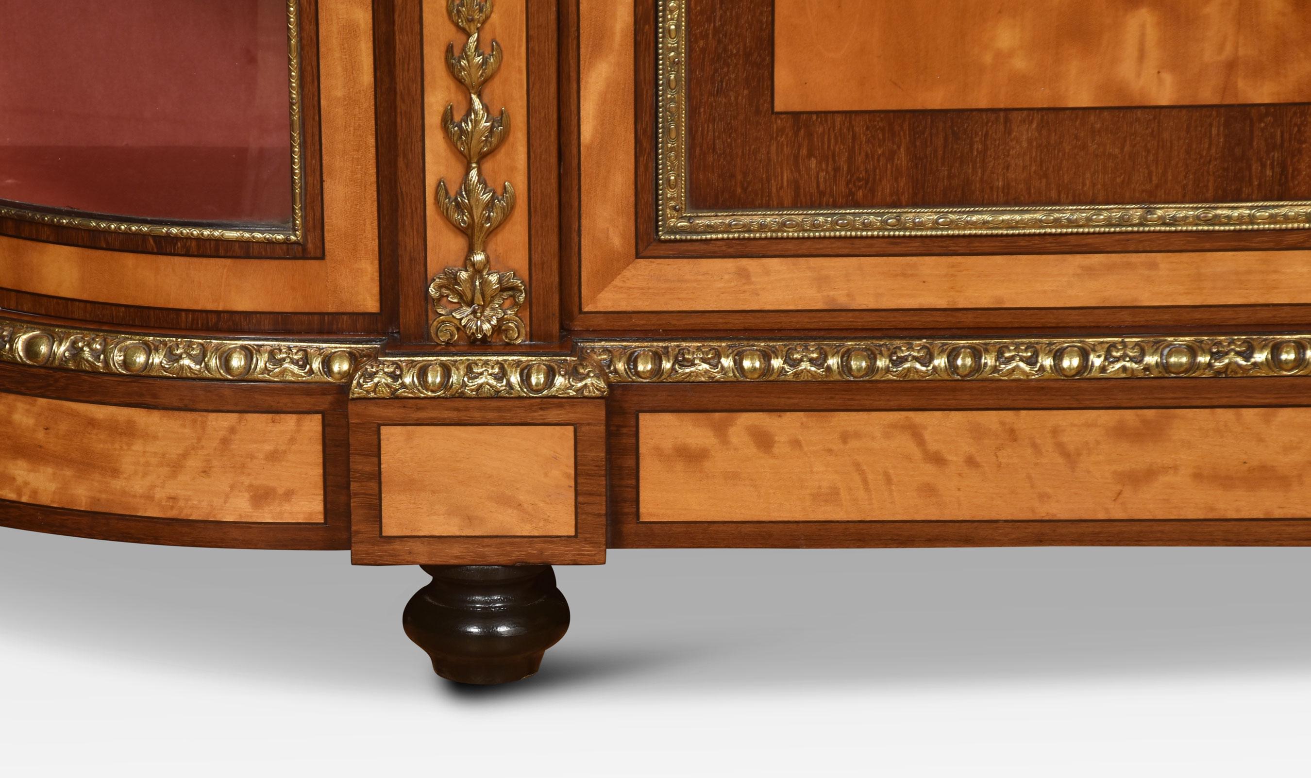 Credenza in legno satinato del XIX secolo In condizioni buone in vendita a Cheshire, GB