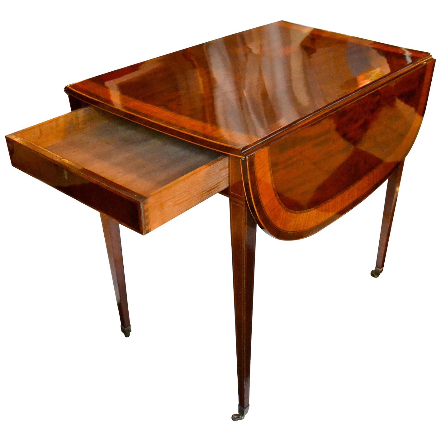 Table Pembroke anglaise en bois de citronnier du 19ème siècle