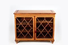 Libreria da terra in legno satinato del XIX secolo