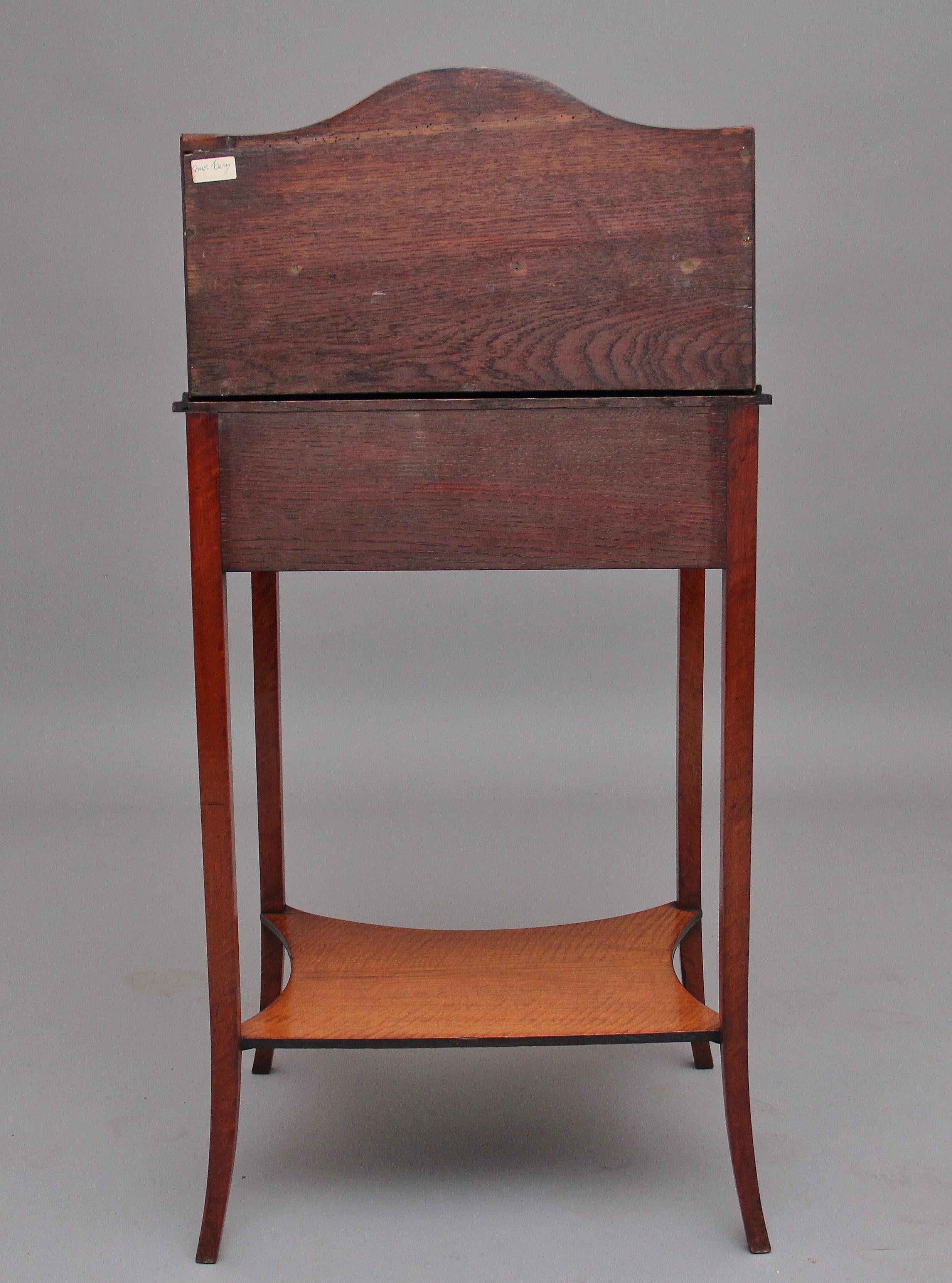 Schreibtisch für Damen aus Seidenholz im Sheraton-Stil des 19. Jahrhunderts im Zustand „Gut“ im Angebot in Martlesham, GB