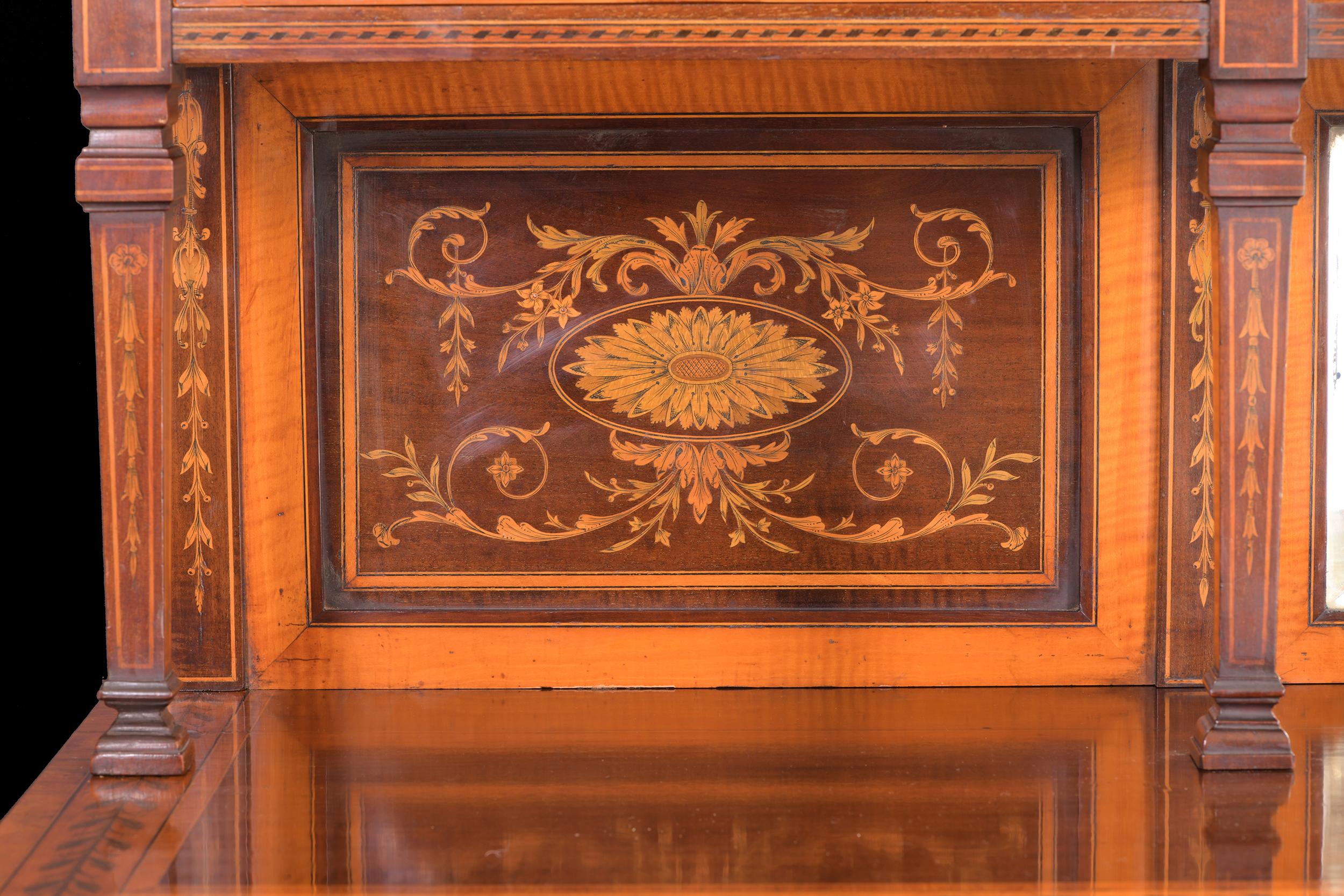 Chiffonnier du 19ème siècle en bois de citronnier et acajou attribué à Wright & Mansfield Bon état - En vente à Dublin, IE