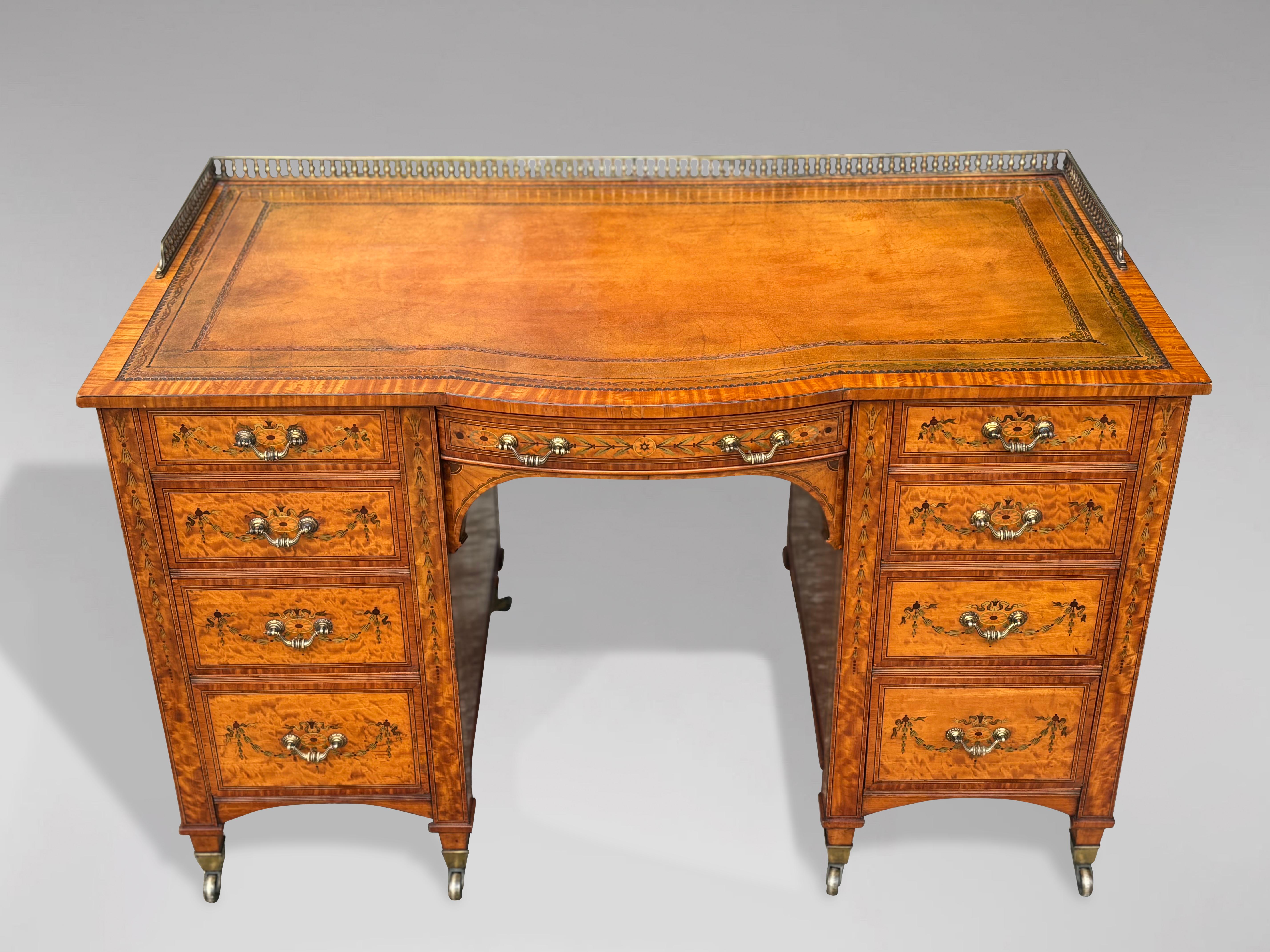 Schreibtisch aus Satinholz und Intarsien des 19. Jahrhunderts, gestempelt von Gillows (Frühviktorianisch) im Angebot