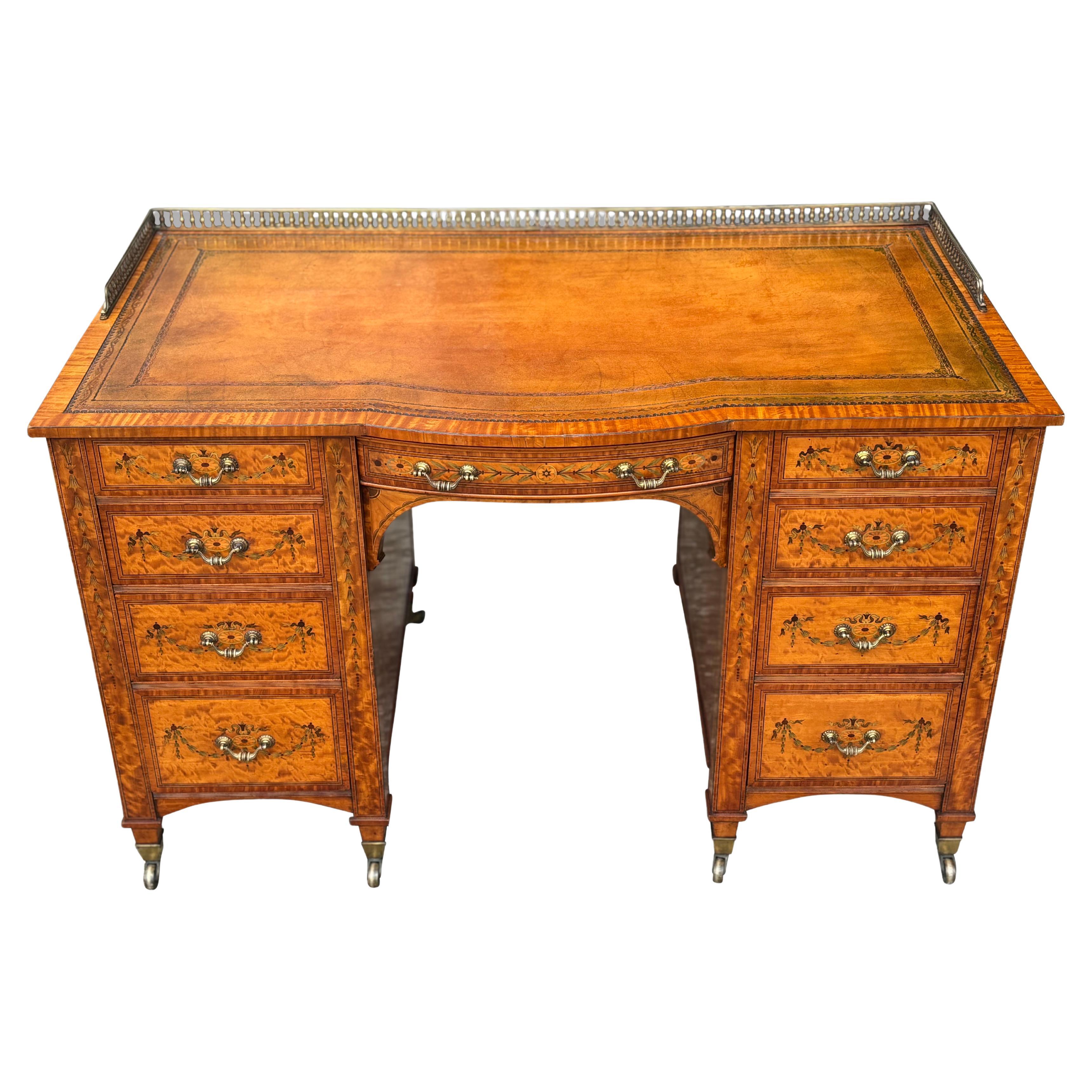Schreibtisch aus Satinholz und Intarsien des 19. Jahrhunderts, gestempelt von Gillows im Angebot