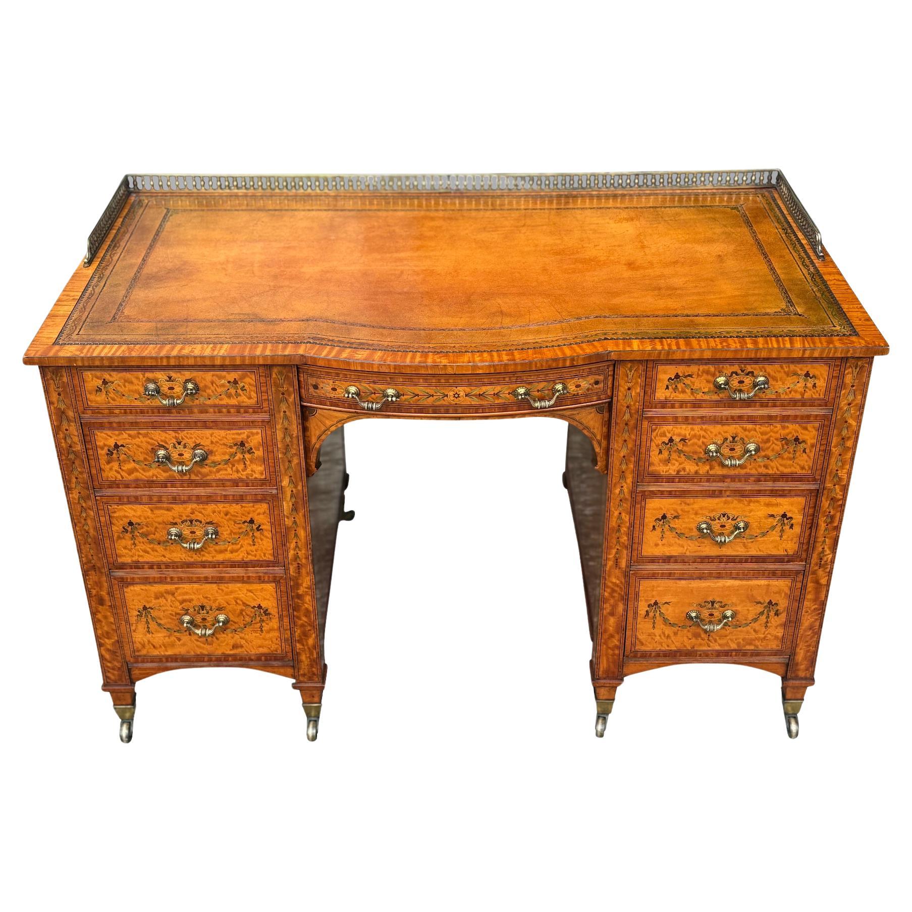 Scrivania in legno di raso e intarsio del XIX secolo timbrata da Gillows