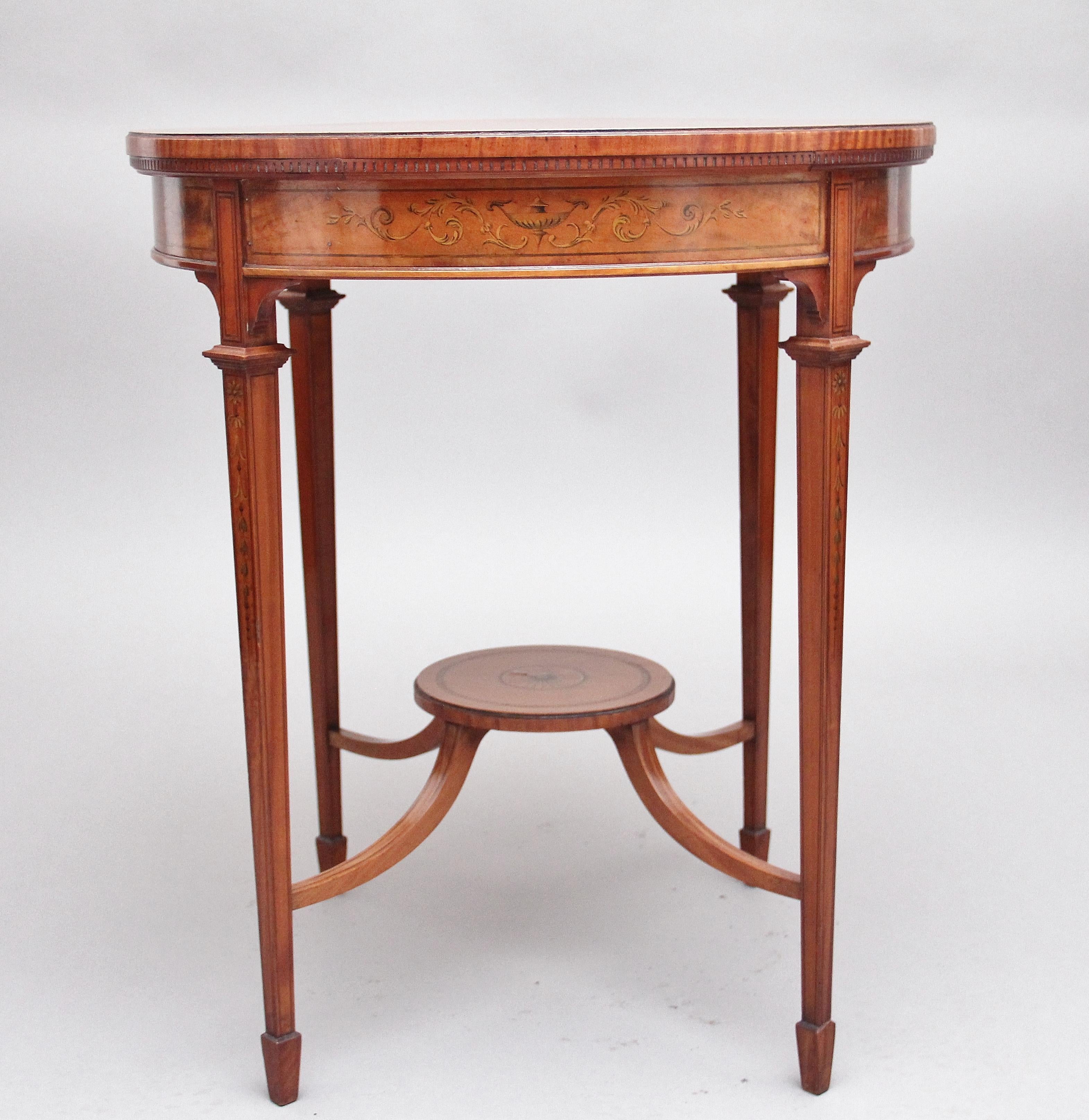 19th Century Satinwood Occasional Table In Good Condition For Sale In Martlesham, GB