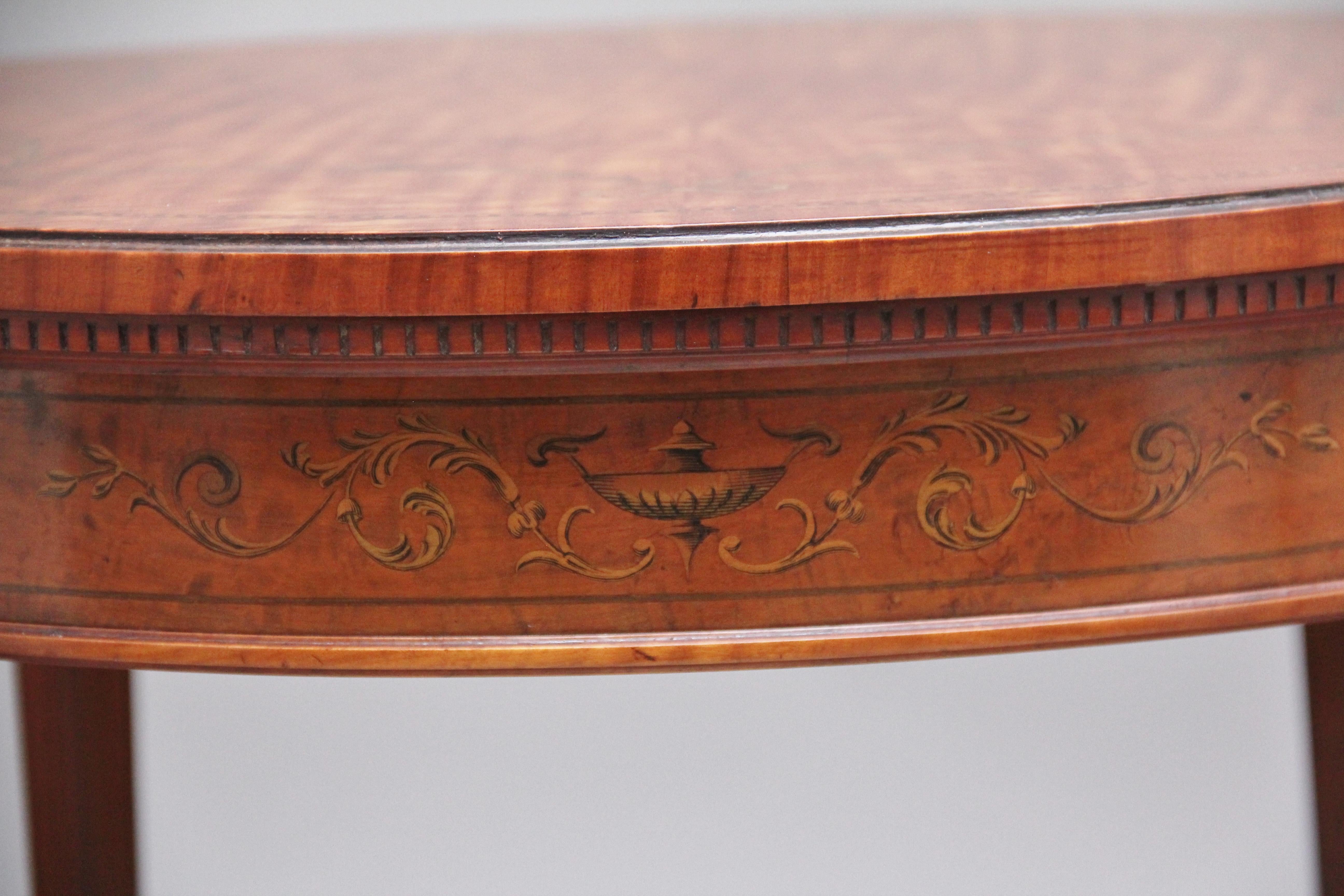 Citronnier Table d'appoint en bois de citronnier du XIXe siècle en vente