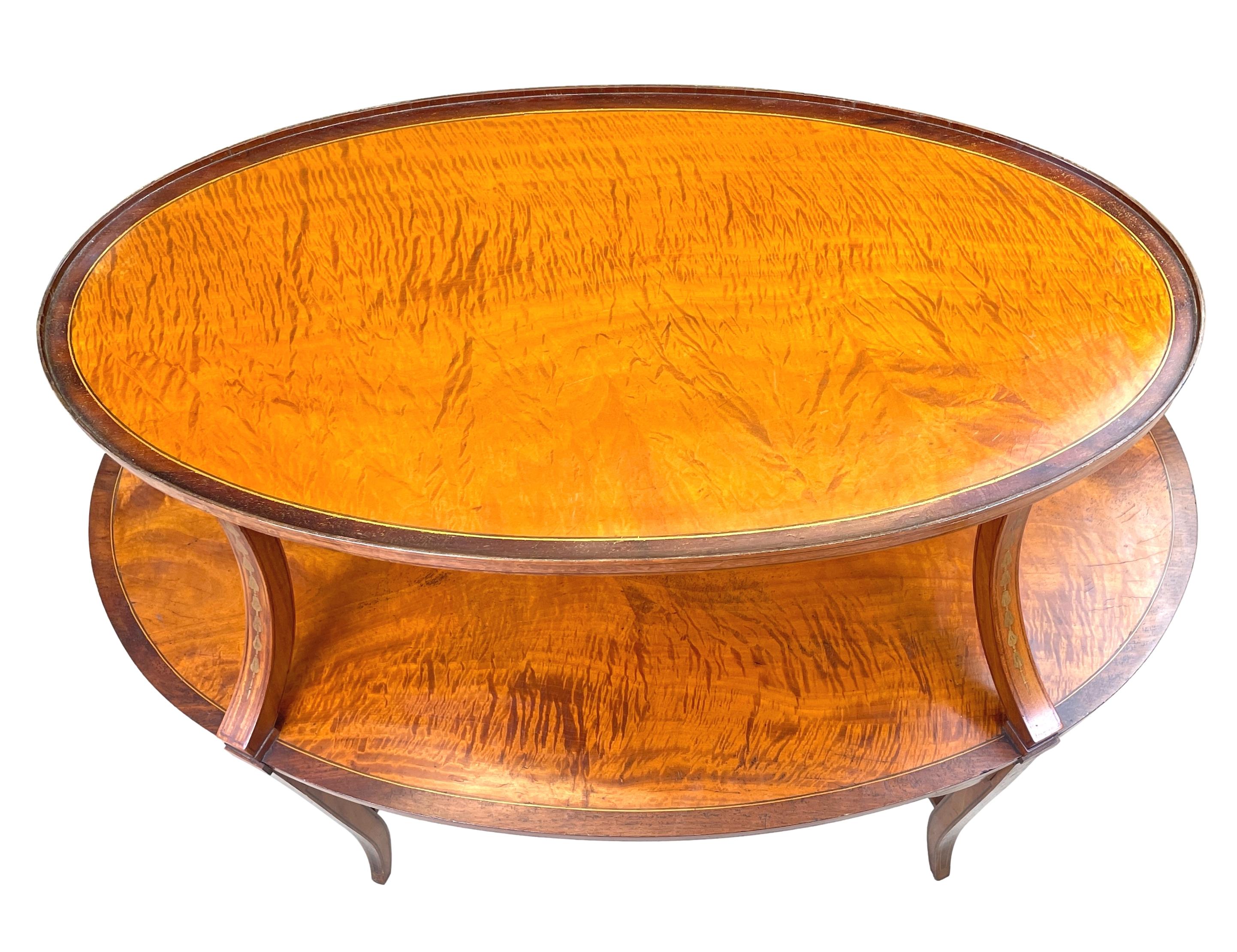 English 19th Century Satinwood Oval Étagère For Sale