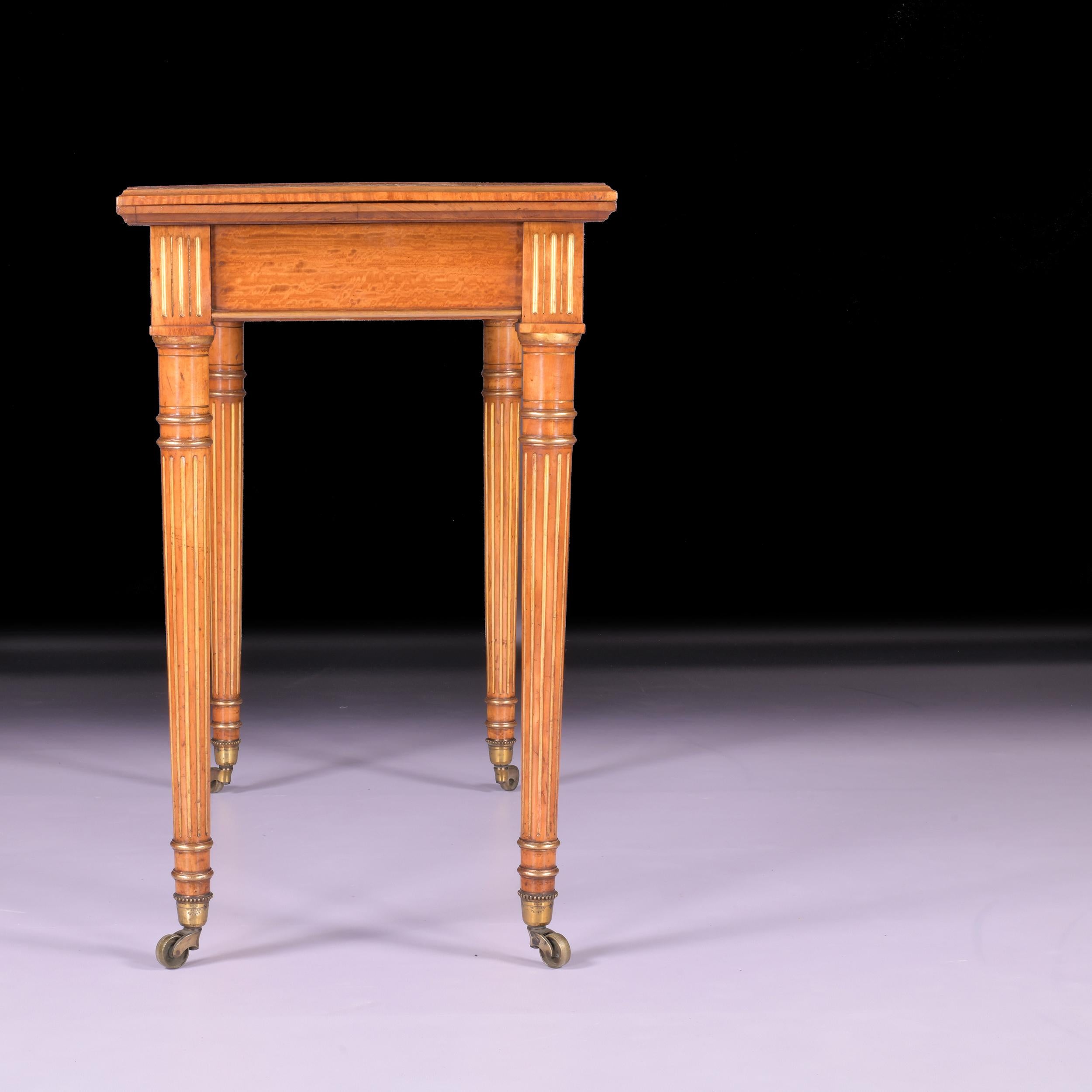 Citronnier Table de jeu en bois de satin et partiellement dorée du 19ème siècle par Holland & Sons en vente