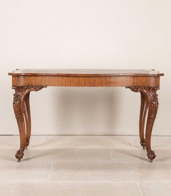 Tavolo da scrittura in legno satinato del XIX secolo attribuito a Gillows