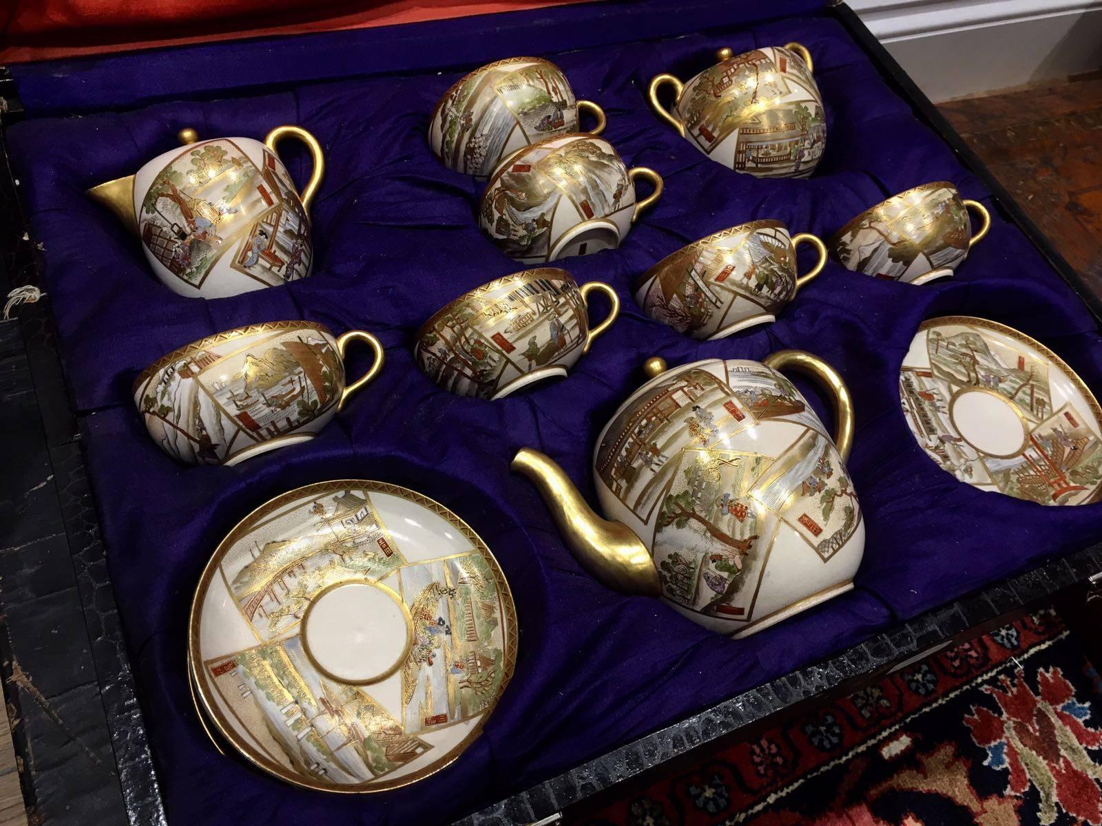 19th Century Satsuma Cup Set, Illustrates Beautiful Scenes of the Meiji Period For Sale 1