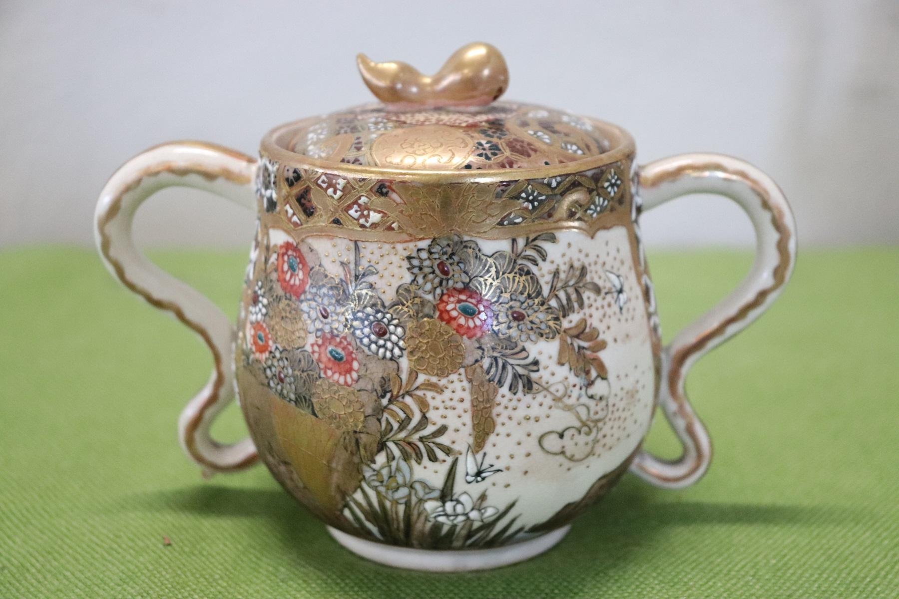 Fin du XIXe siècle Service à thé ou à café en porcelaine japonaise peinte à la main du 19e siècle Satsuma 15 Pieces en vente