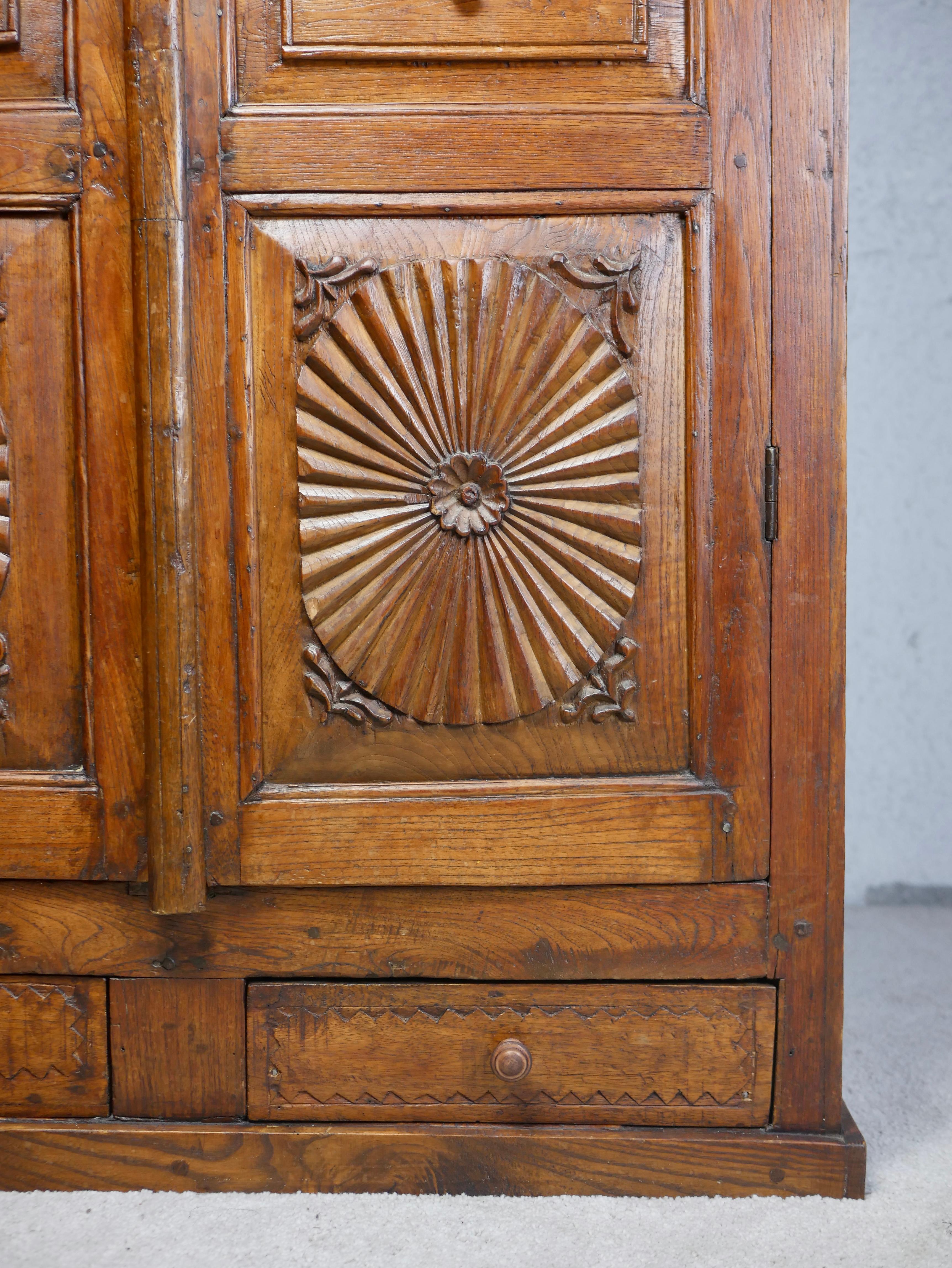 Mid-century Indonesian wood carved cabinet For Sale 1