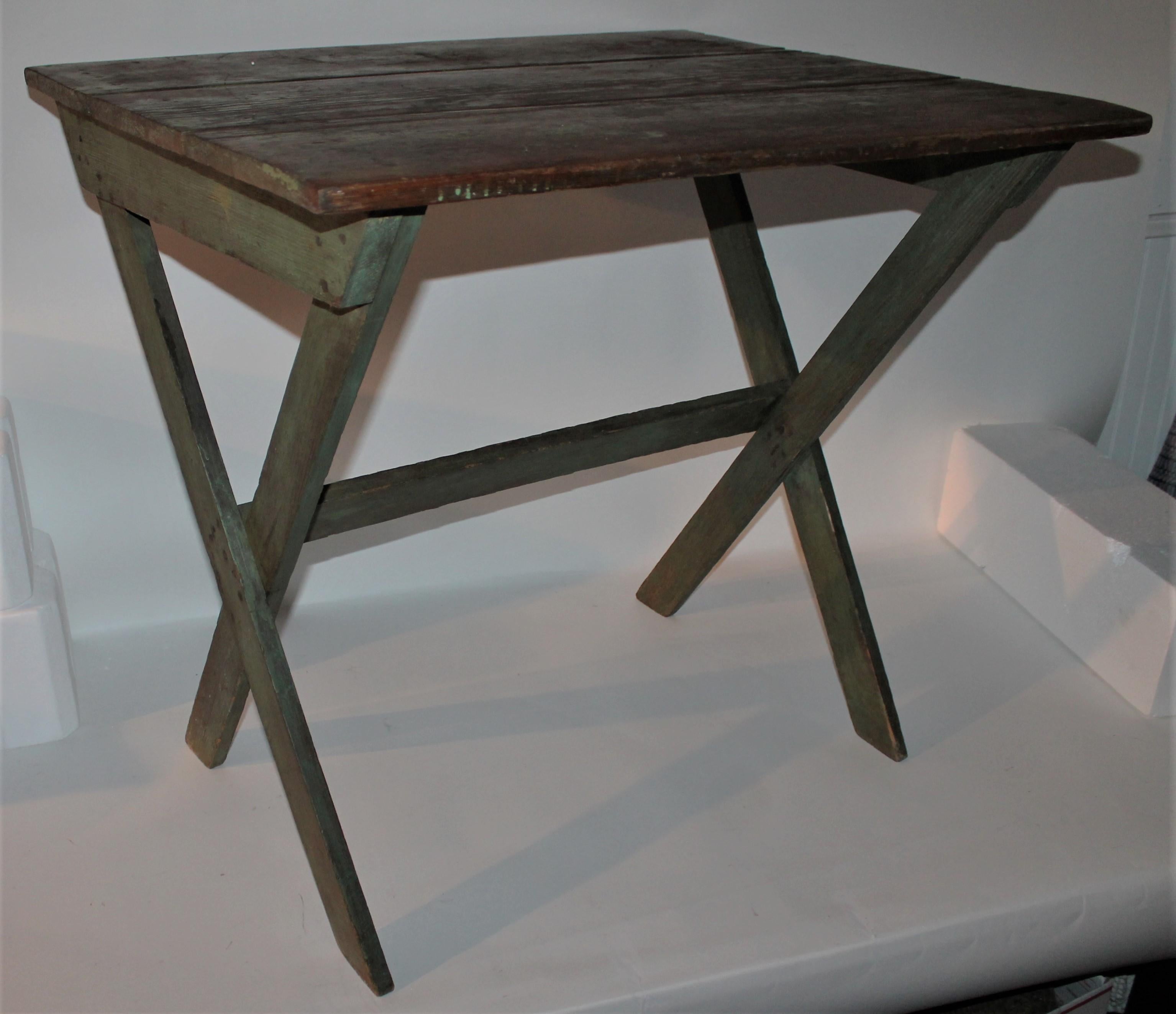 Hand-Crafted 19th Century Sawbuck Table in Original Apple Green Paint