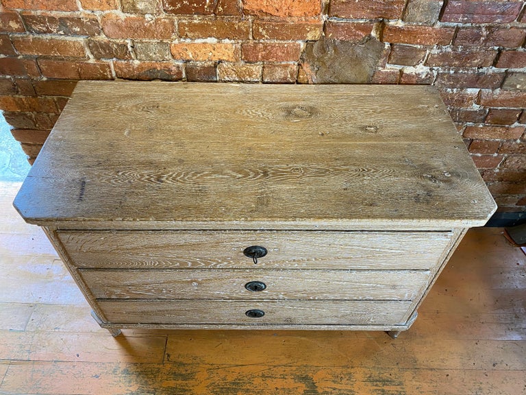 Well proportioned 19th century Scandinavian oak chest of drawers.