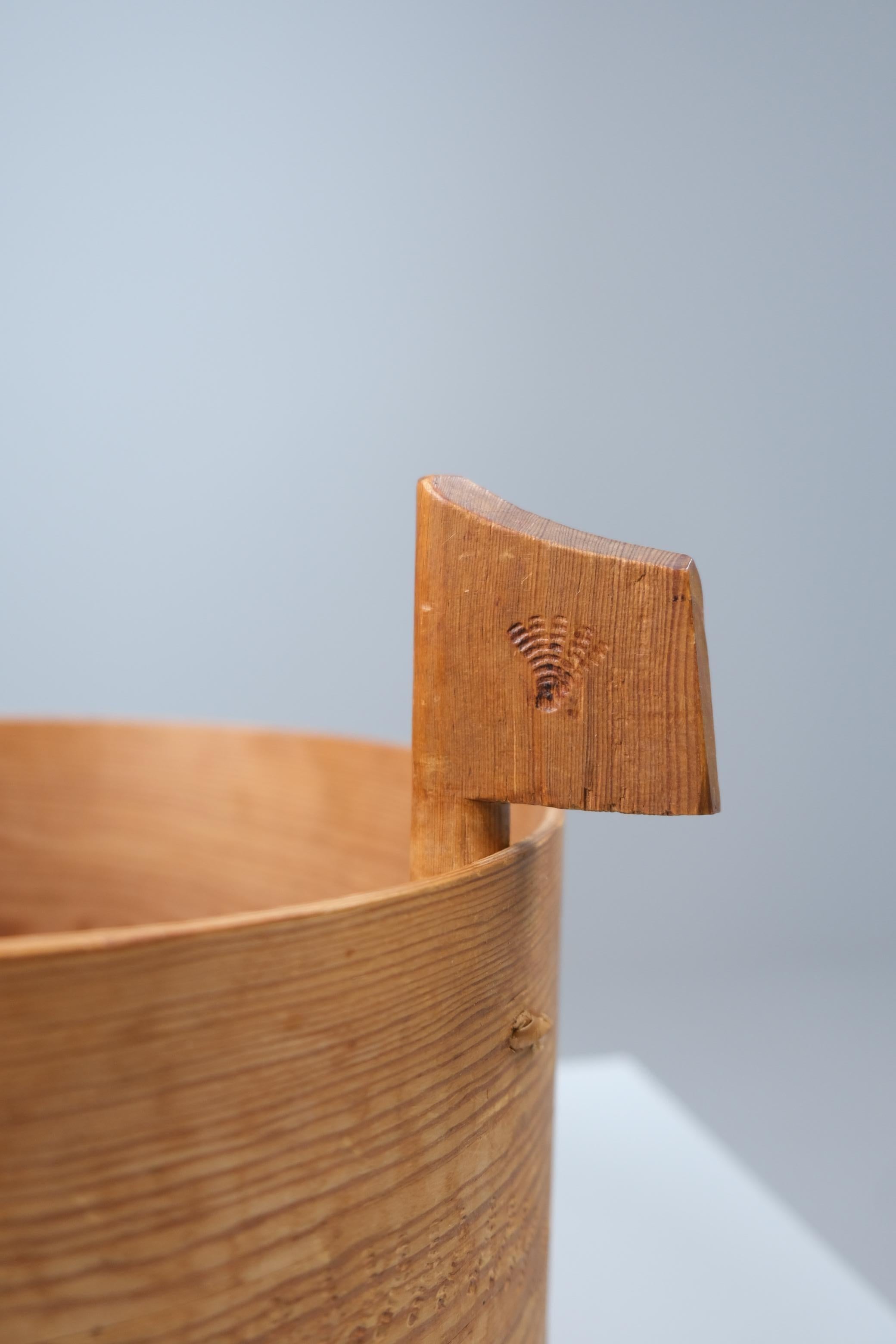 Scatola in legno di bengala del XIX secolo 