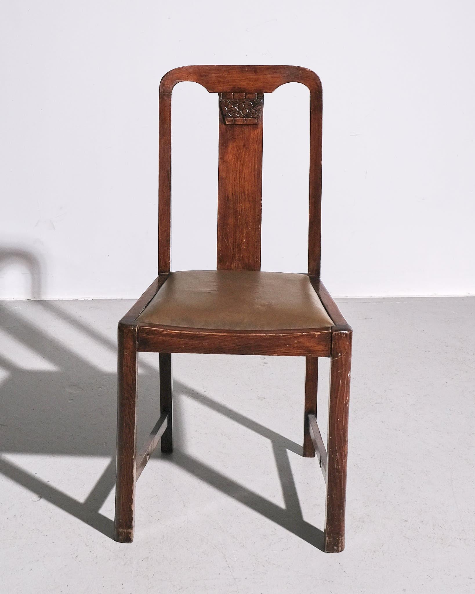 Neoclassical 19th Century Scandinavian Oak Side Chair with Leather Seat For Sale