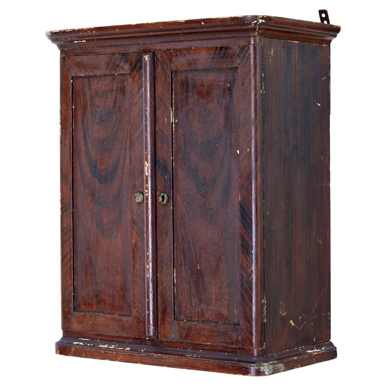19th Century Scandinavian Painted Wall Cabinet For Sale at 1stDibs