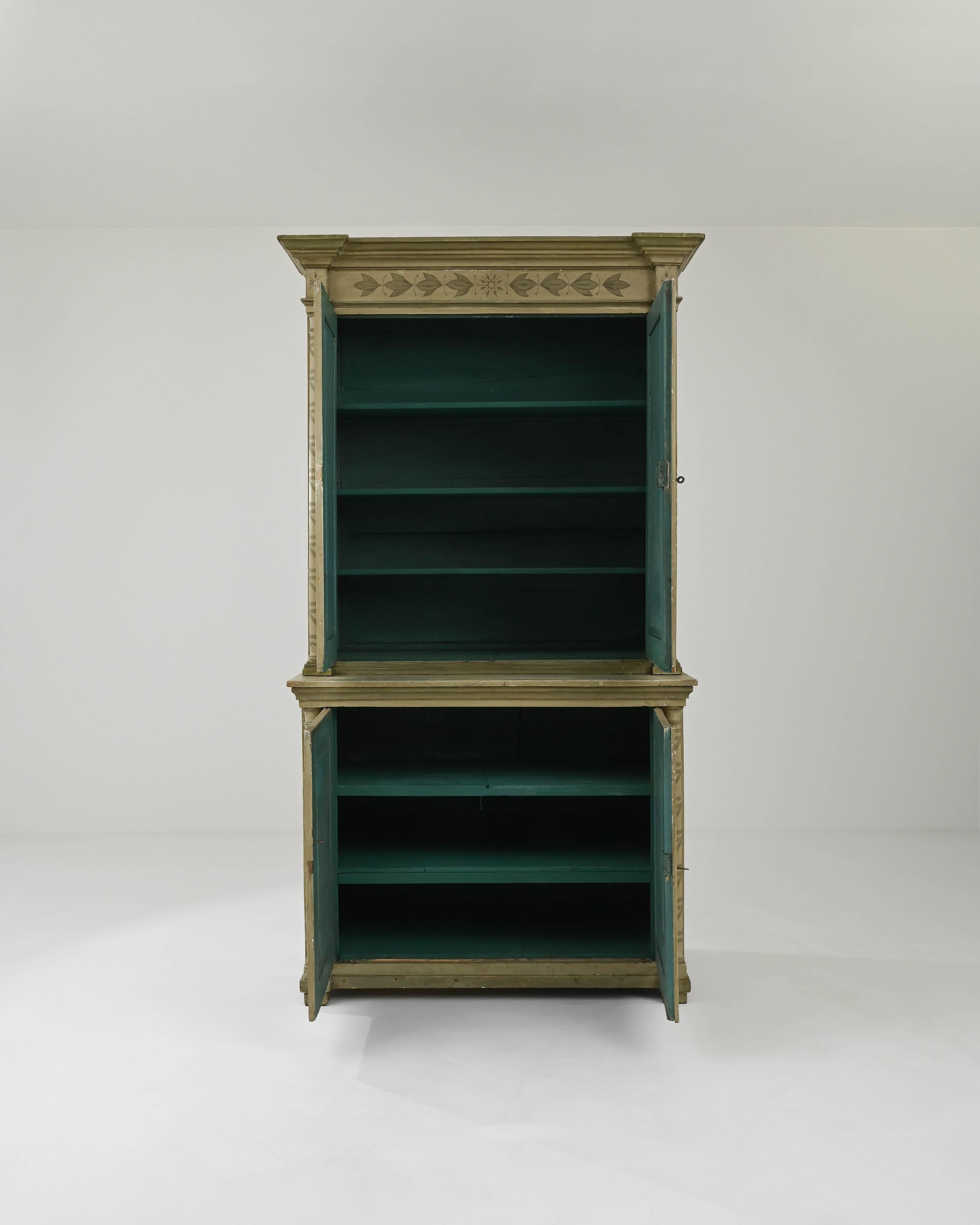Gustavian 19th Century Scandinavian Painted Wooden Cabinet
