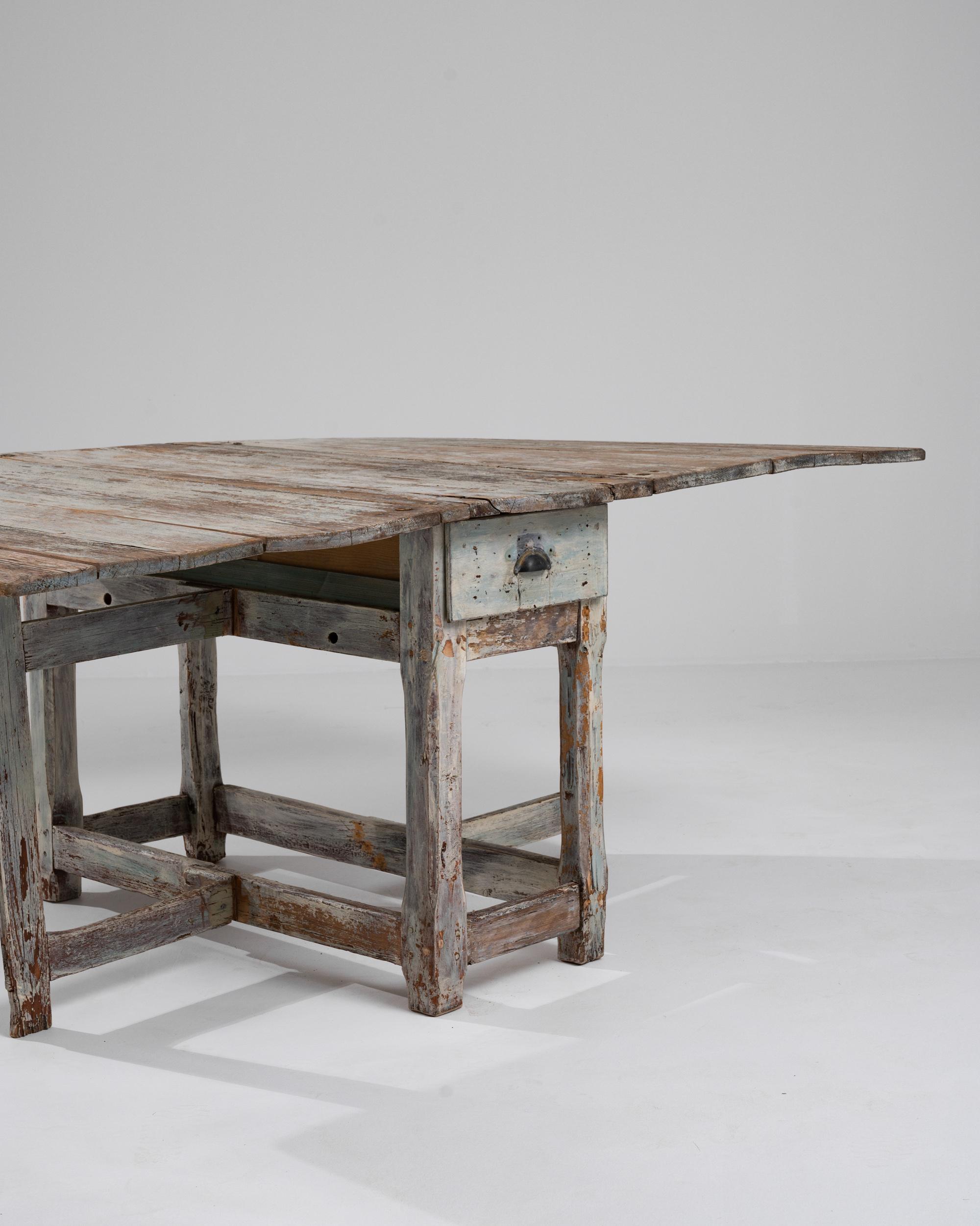 Swedish 19th Century Scandinavian Wooden Gate Leg Table For Sale
