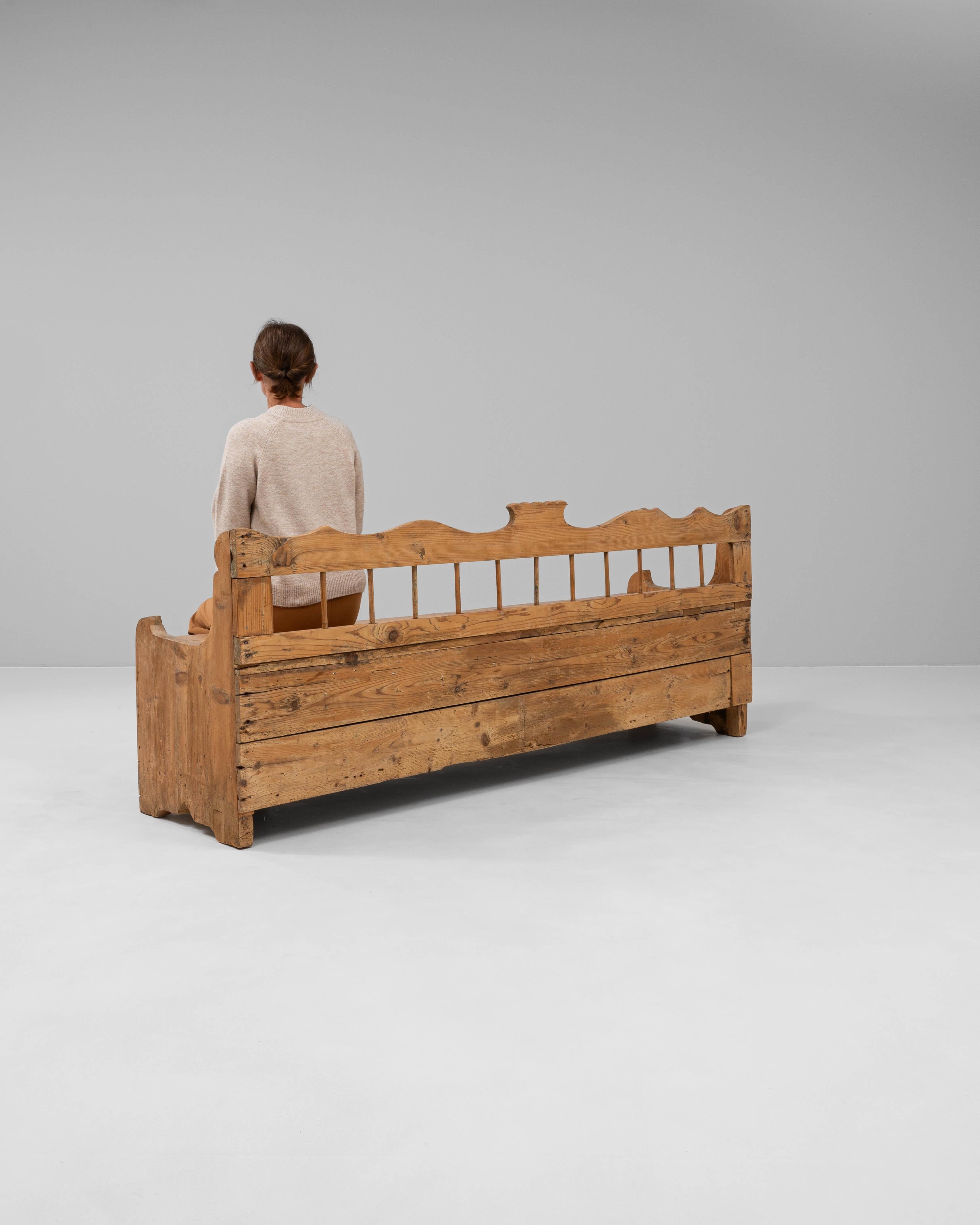 Banco de almacenaje de madera escandinavo del siglo XIX 5