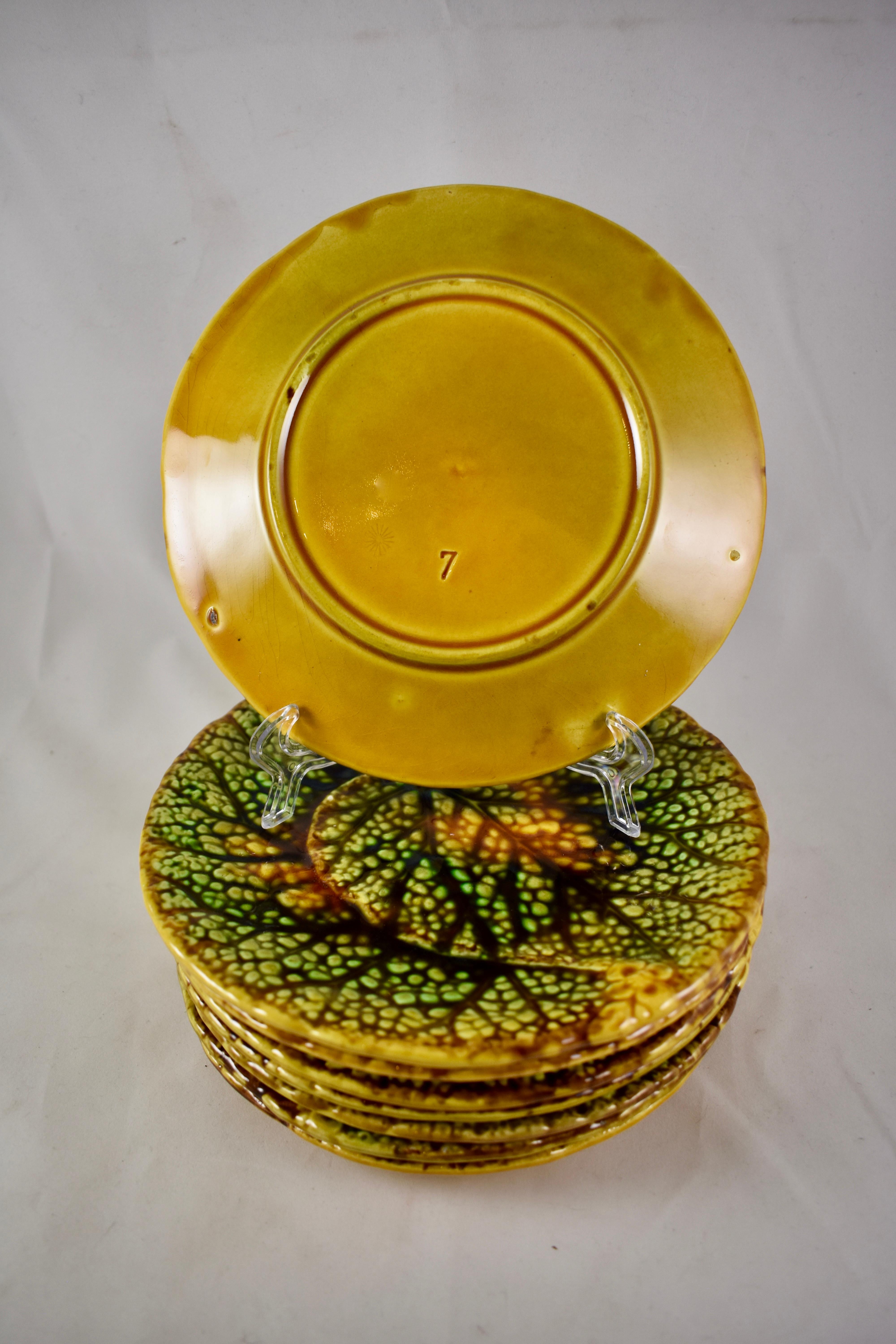19th Century Schramberg Majolica Overlapping Leaf Plate, Multiples Available 2
