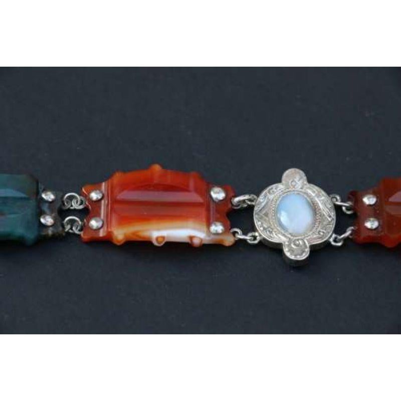 19th Century Scottish Agate and Silver Bracelet circa 1880 For Sale 3