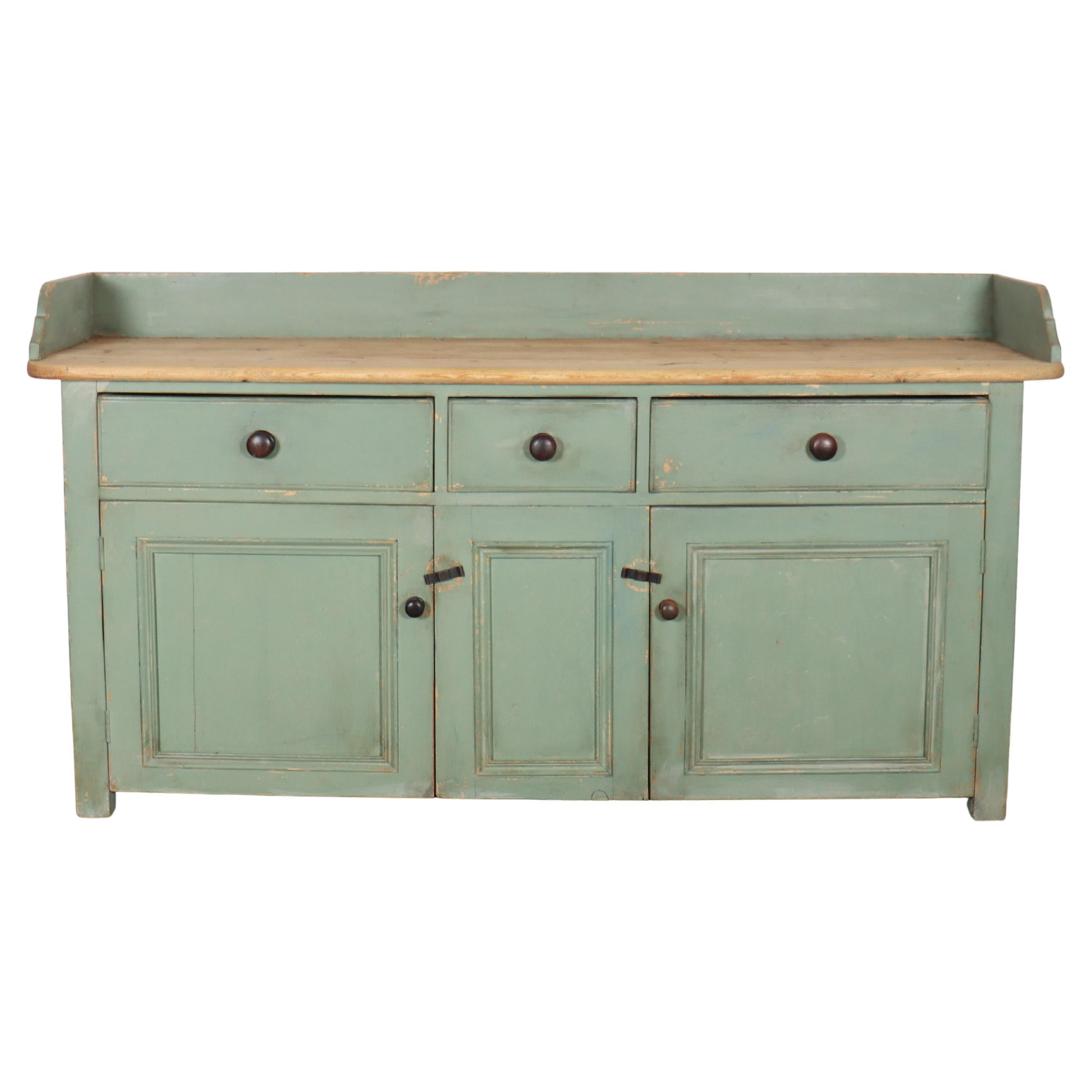 Cassettone / credenza scozzese del XIX secolo