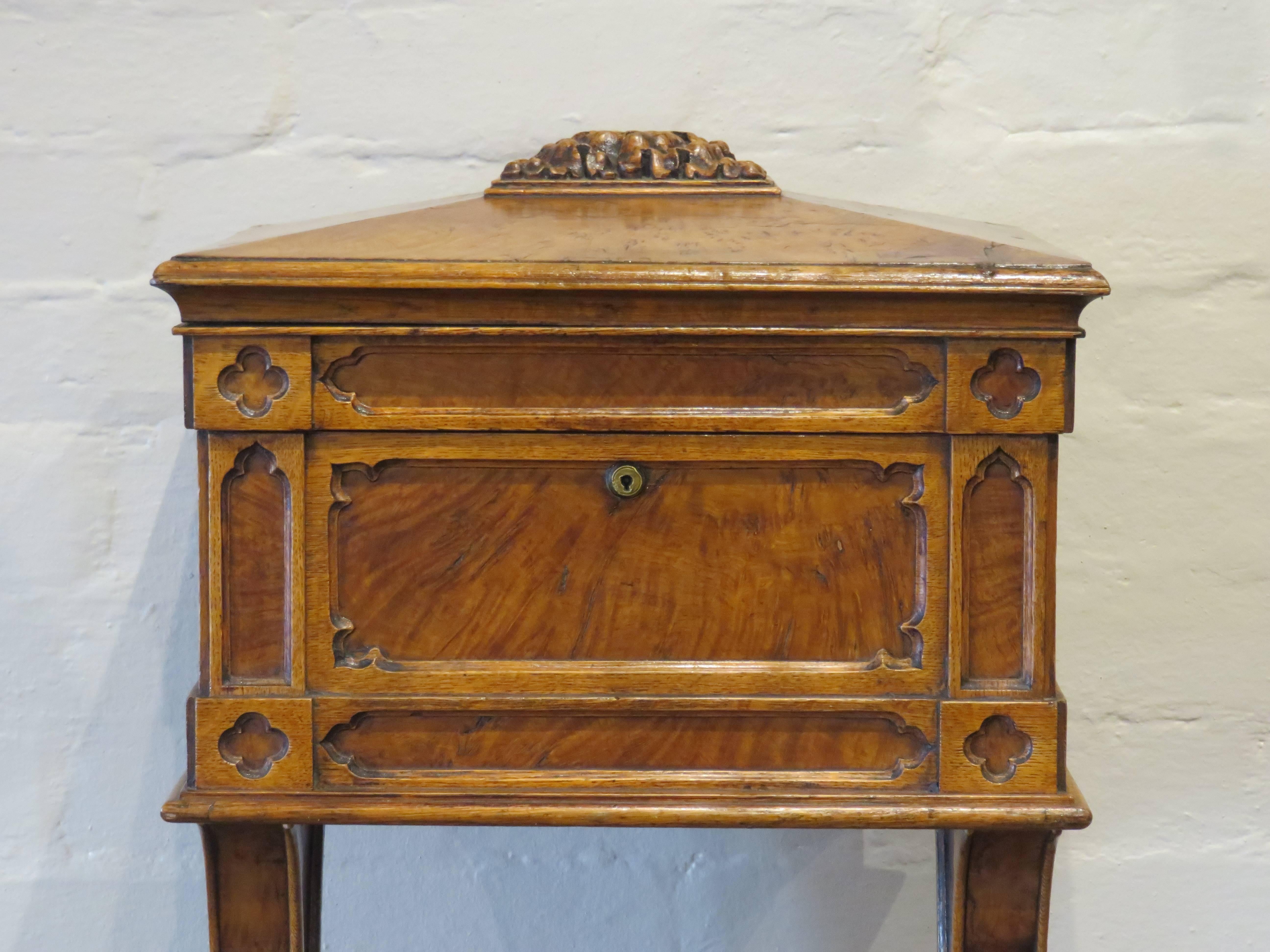 19th Century Scottish Gothic Revival Solid Pollard Oak Utility Box For Sale 5