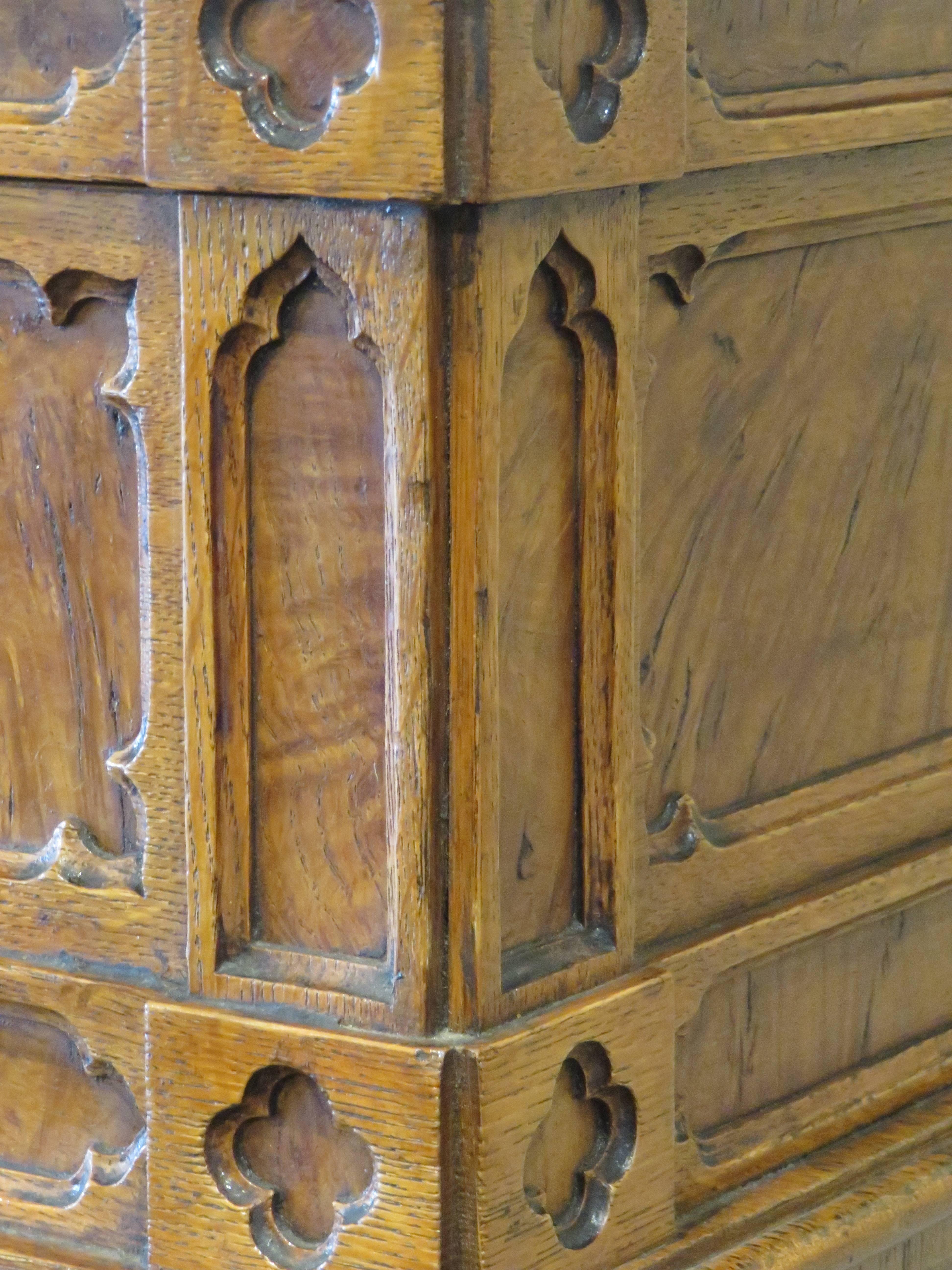 19th Century Scottish Gothic Revival Solid Pollard Oak Utility Box For Sale 6