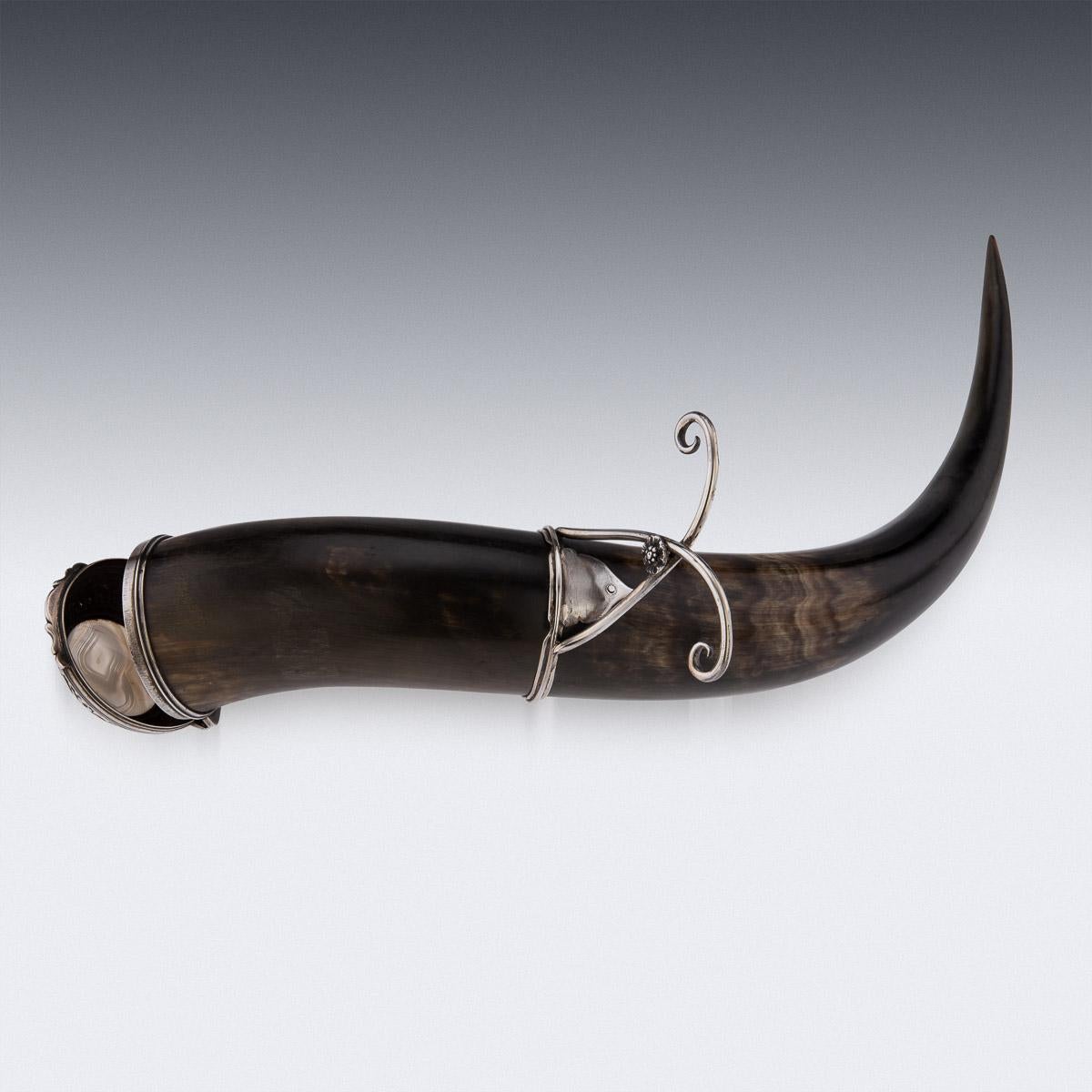 19th Century Scottish Horn, Banded Agate & Solid Silver Table Snuff Mull, c.1870 For Sale 4