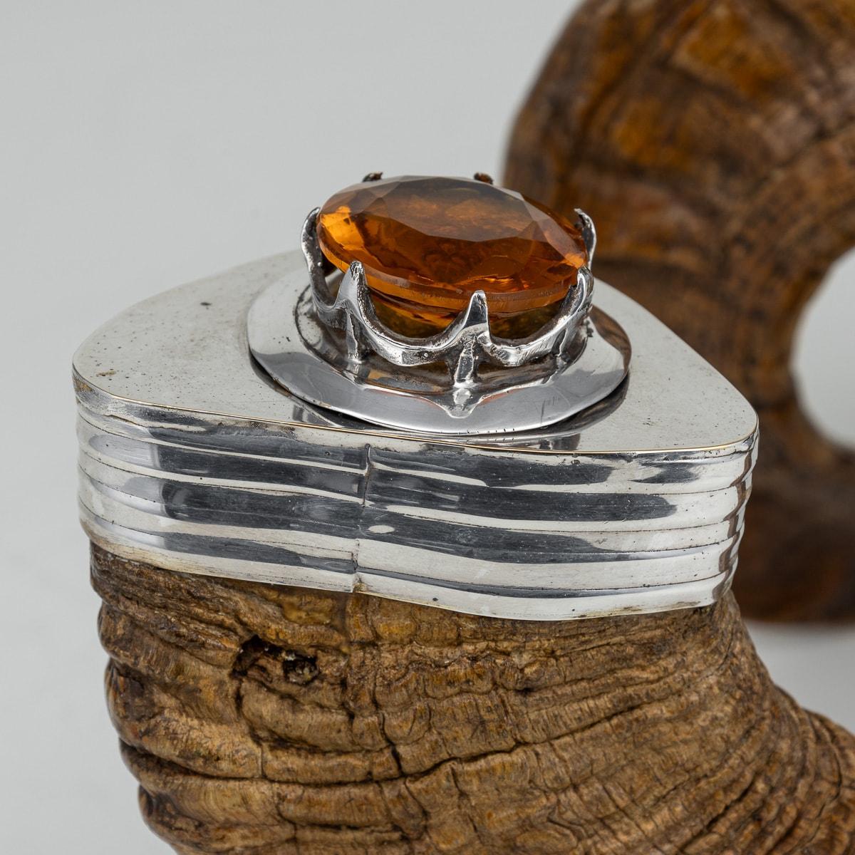 19th Century Scottish Horn, Citrine & Solid Silver Table Snuff Mull c.1880 For Sale 7