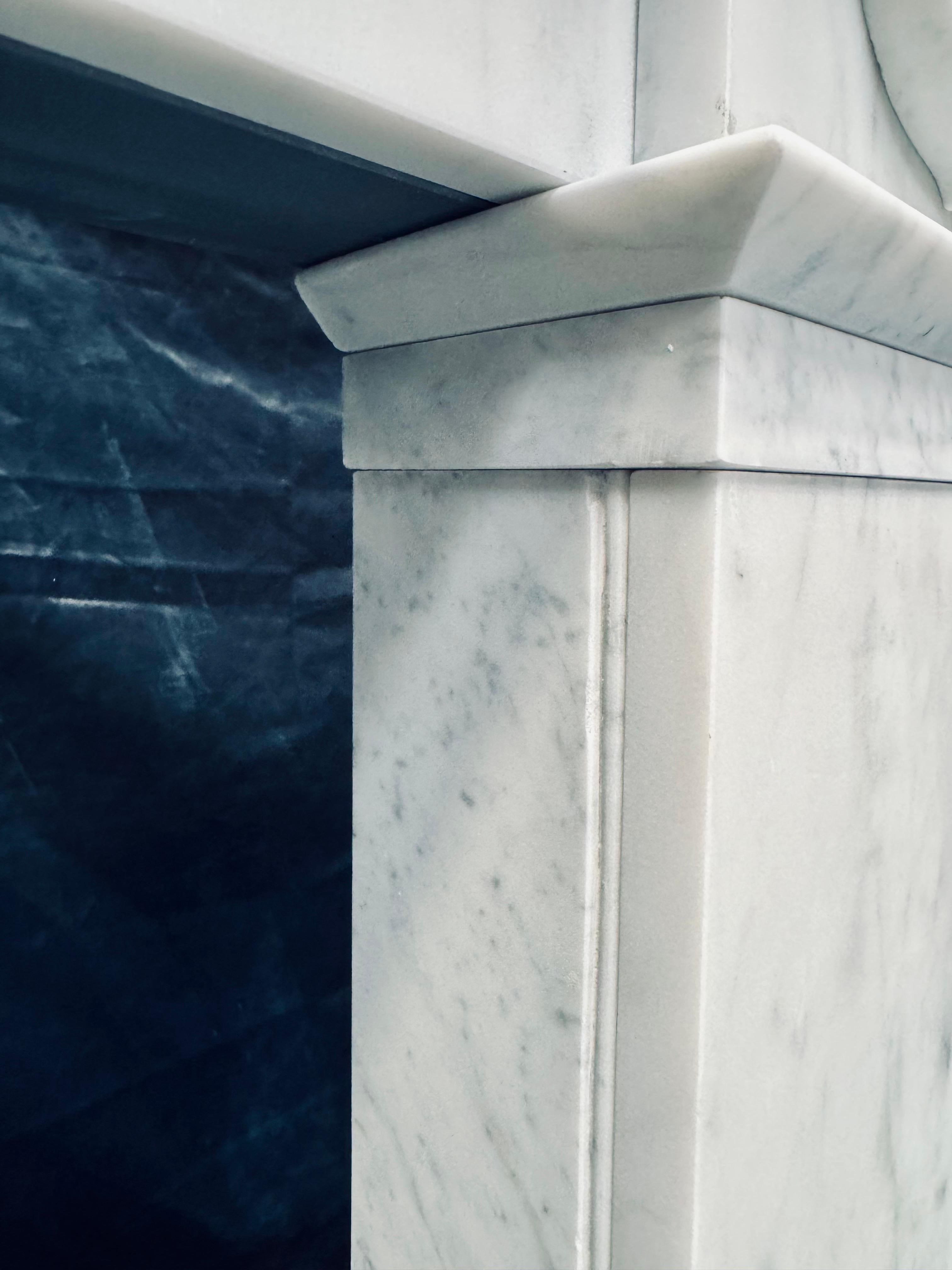 19th Century Scottish Mid Victorian Marble Fireplace Surround. For Sale 7