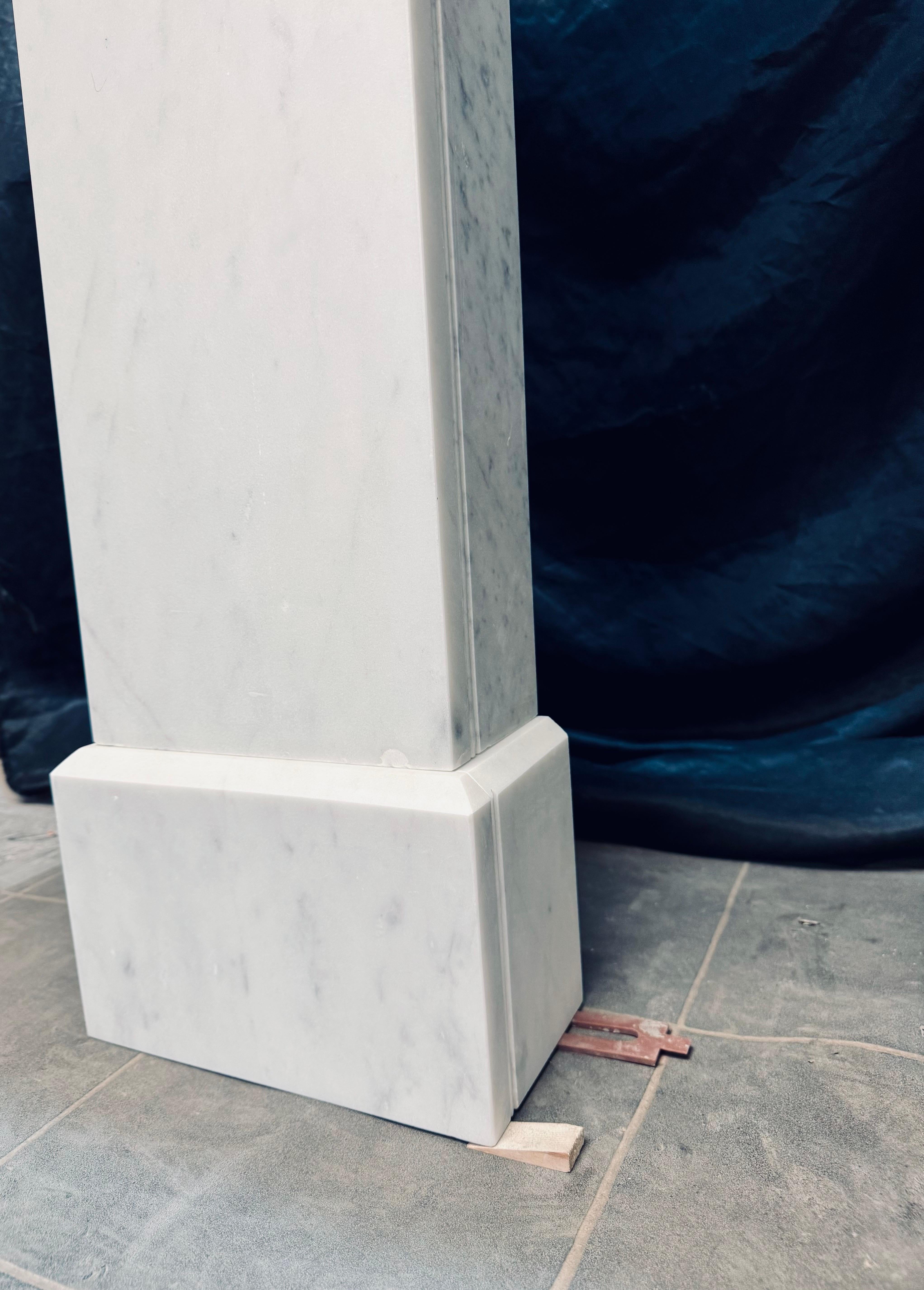 19th Century Scottish Mid Victorian Marble Fireplace Surround. For Sale 2