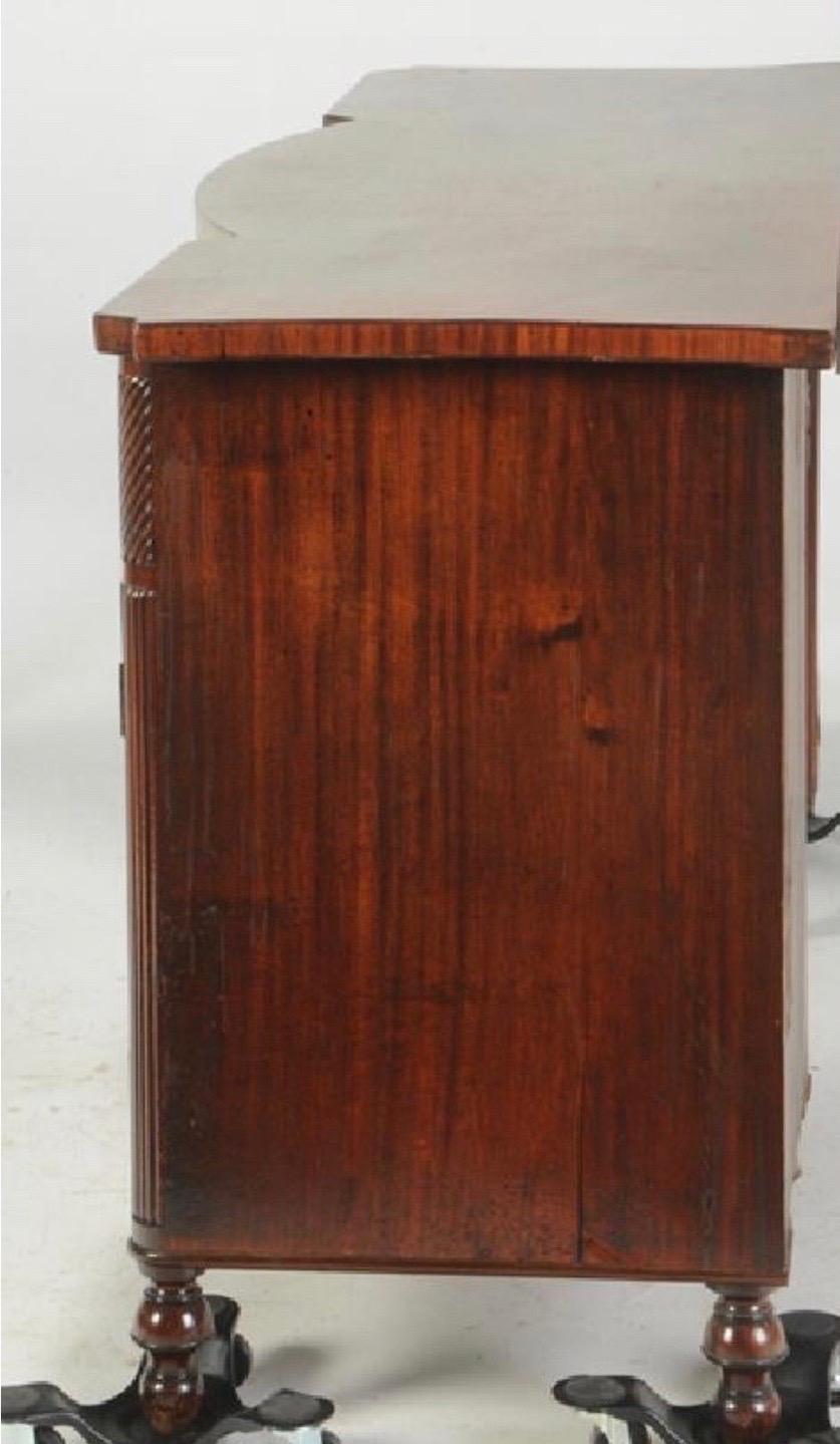 19th Century Scottish Regency Mahogany Sideboard In Good Condition For Sale In Charleston, SC