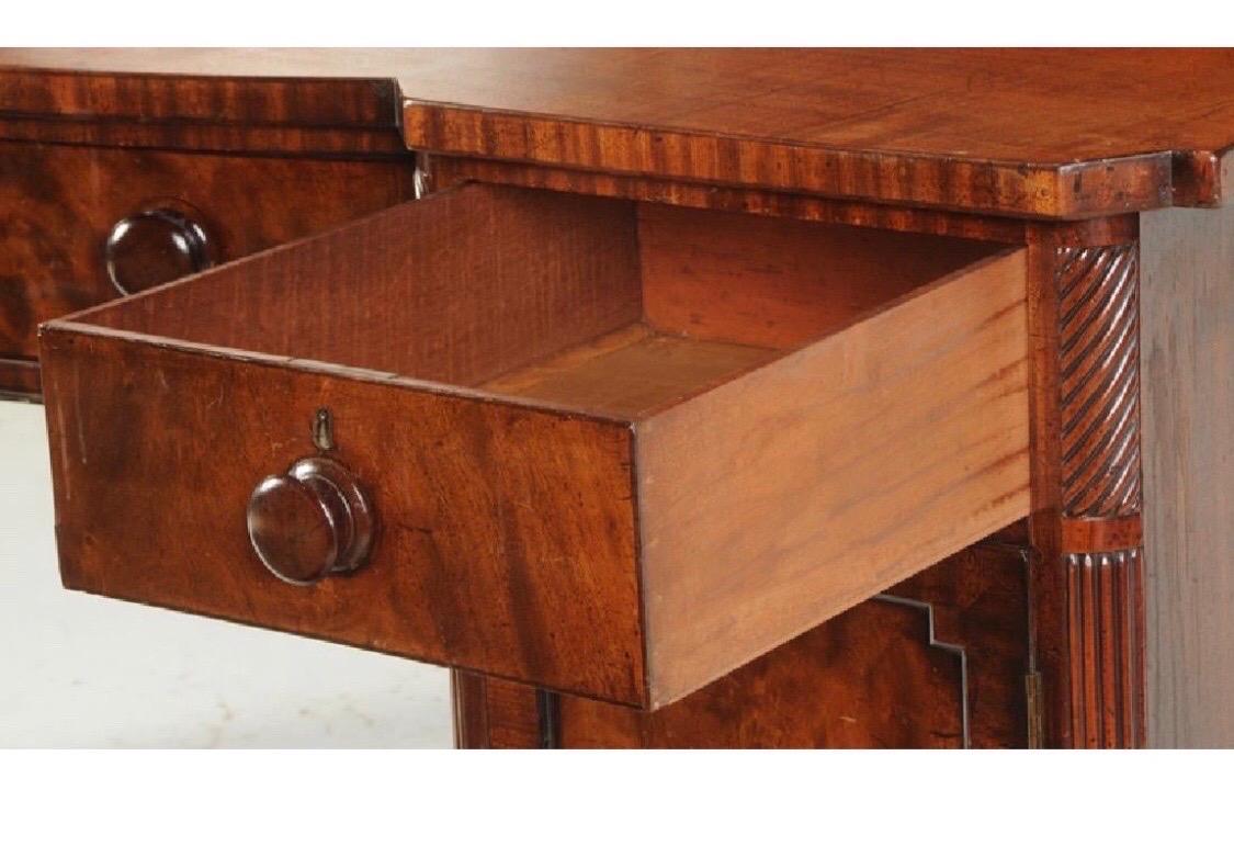 19th Century Scottish Regency Mahogany Sideboard For Sale 1