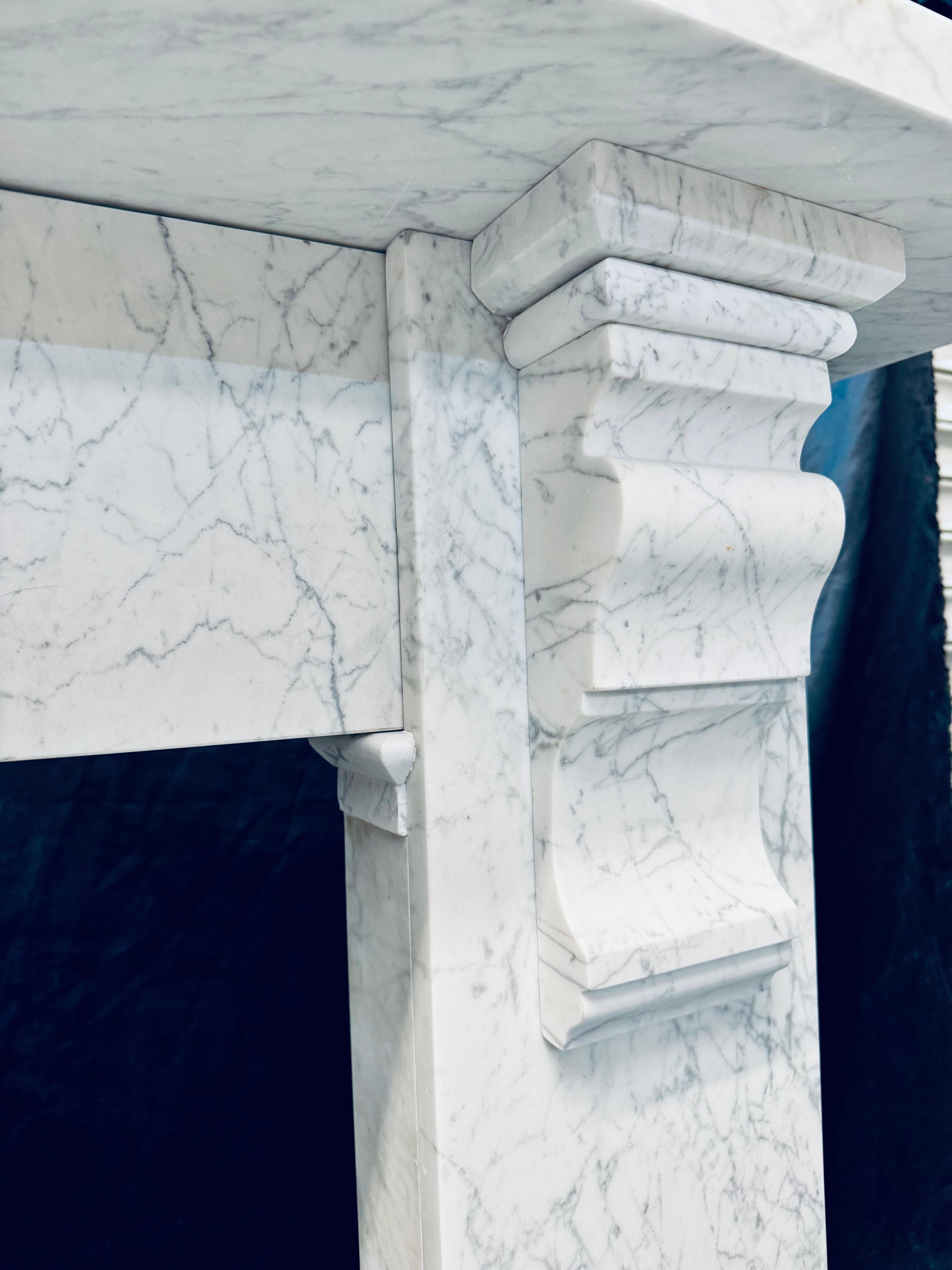 19th Century Scottish Victorian Carrara Marble Corbeled Fireplace. For Sale 6