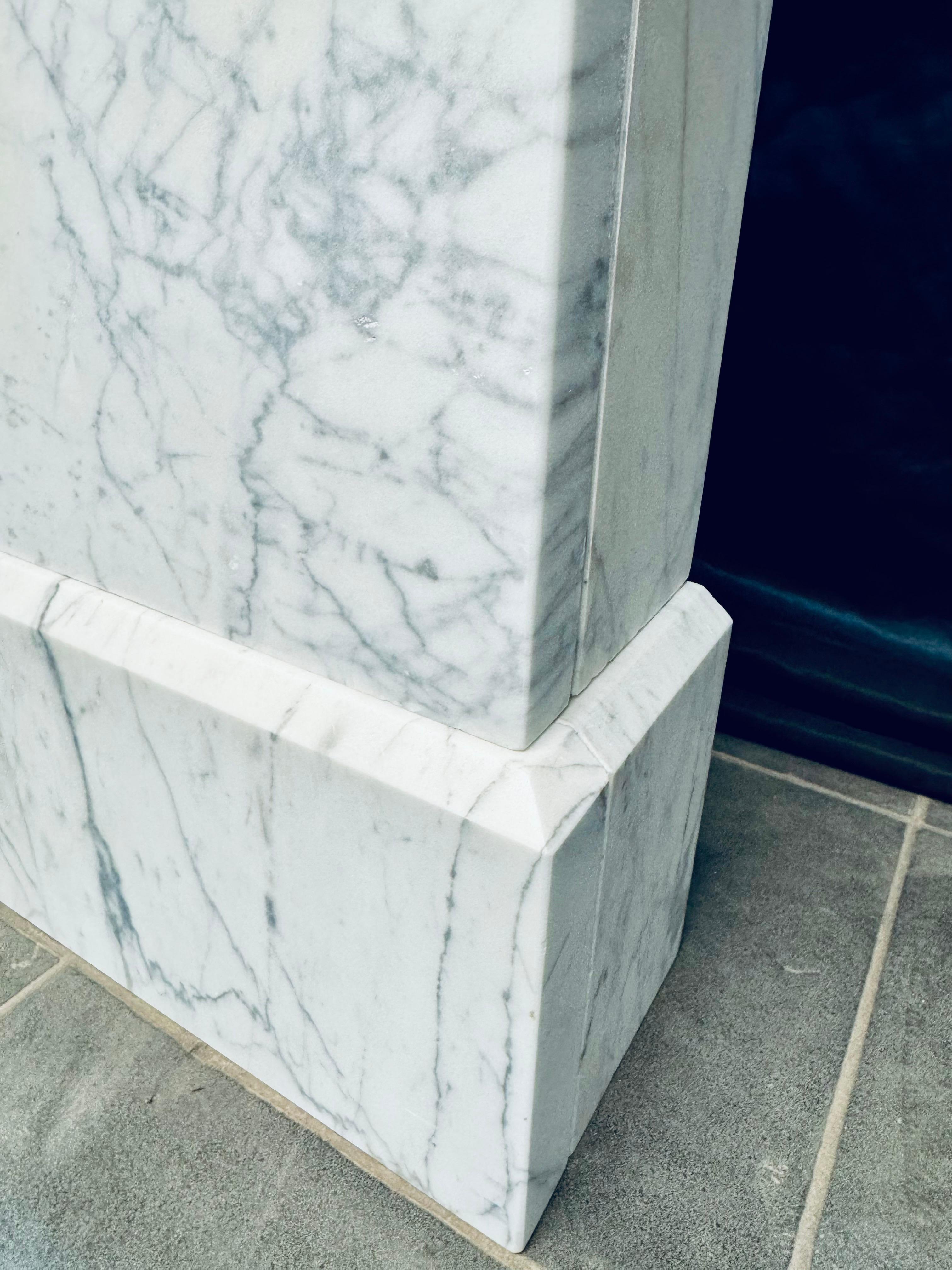 19th Century Scottish Victorian Carrara Marble Corbeled Fireplace. For Sale 11