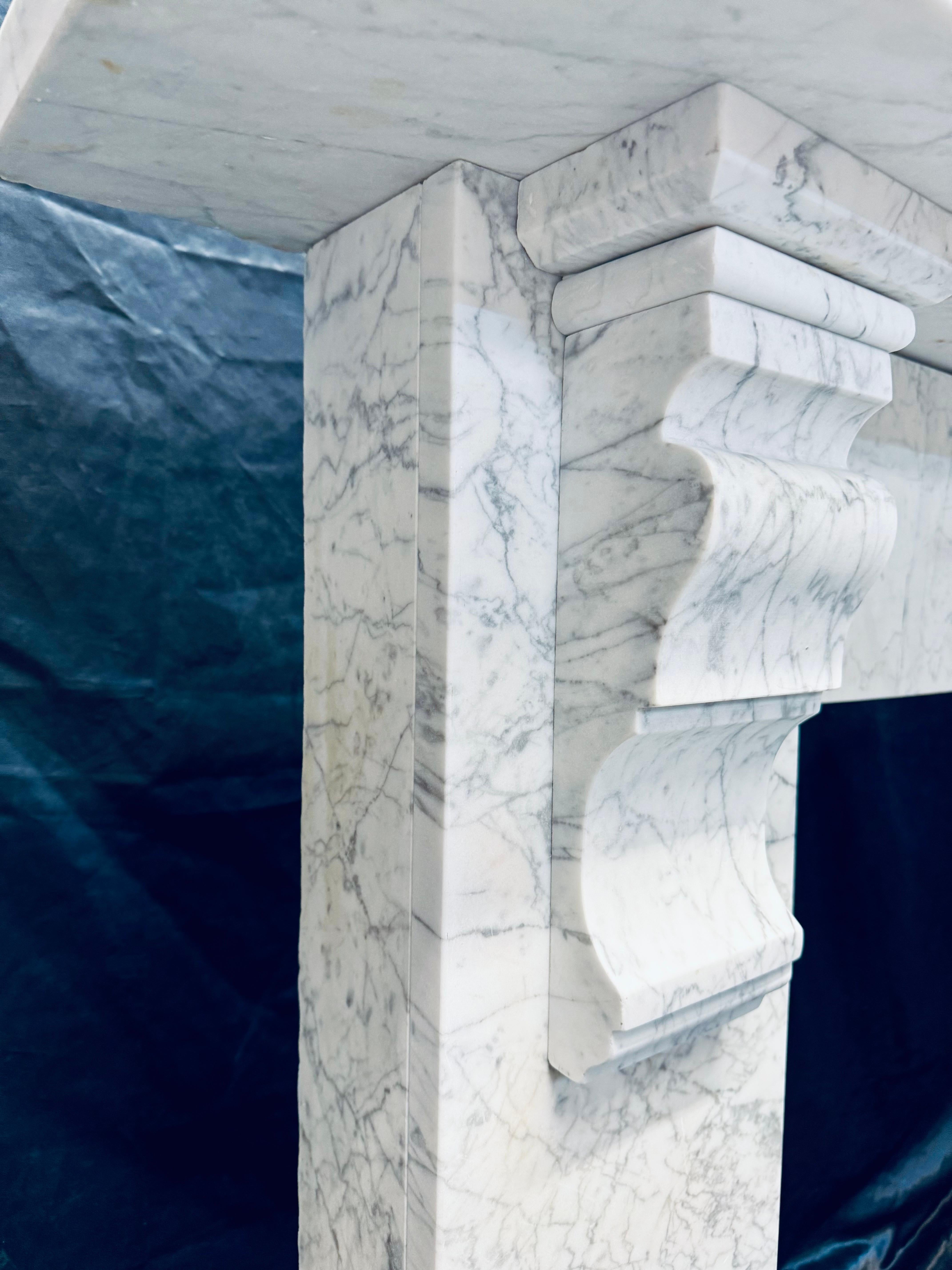 19th Century Scottish Victorian Carrara Marble Corbeled Fireplace. For Sale 1