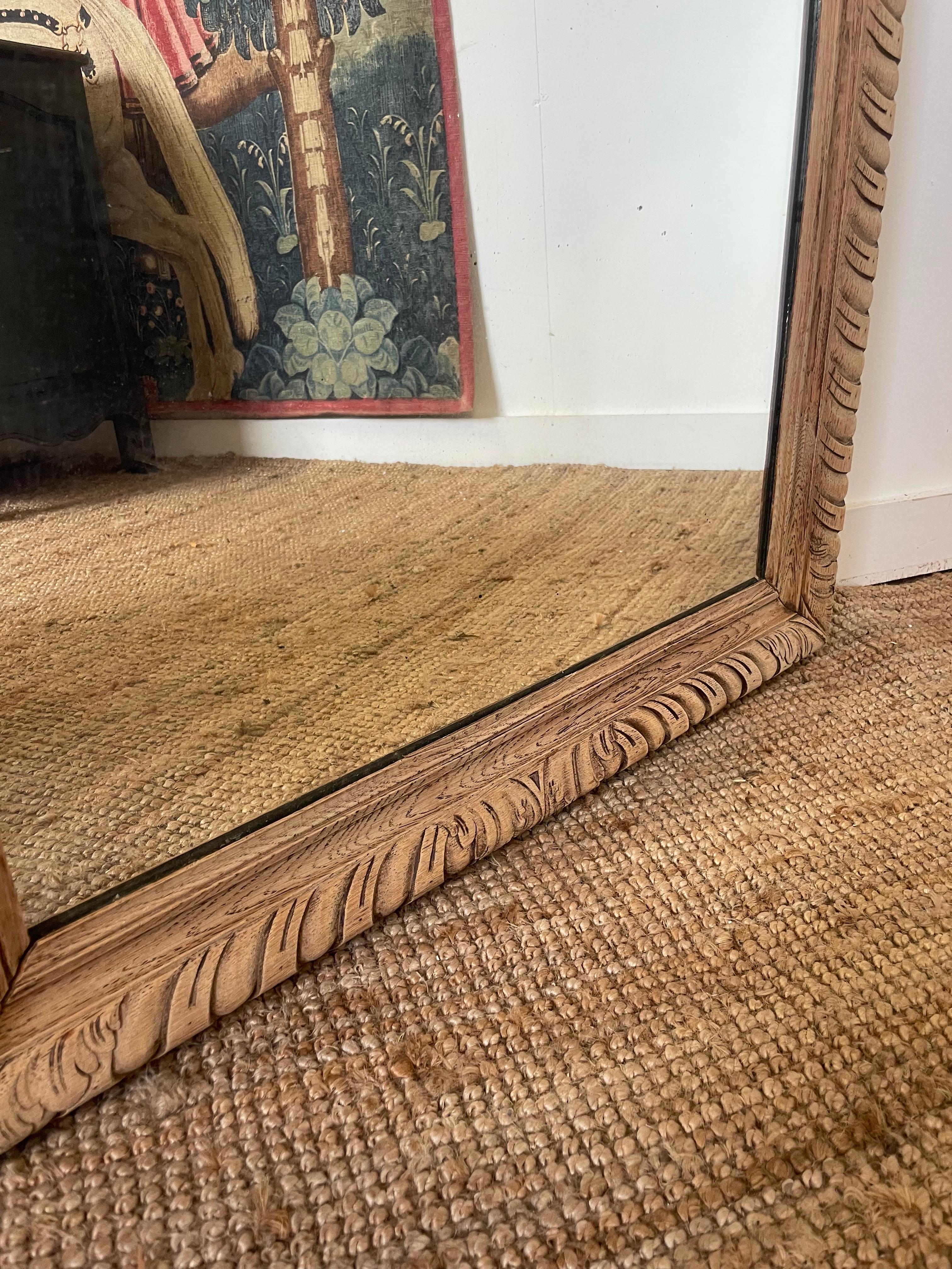 19. Jahrhundert geschrubbte Eiche über Mantel Spiegel  (Spätes 19. Jahrhundert) im Angebot