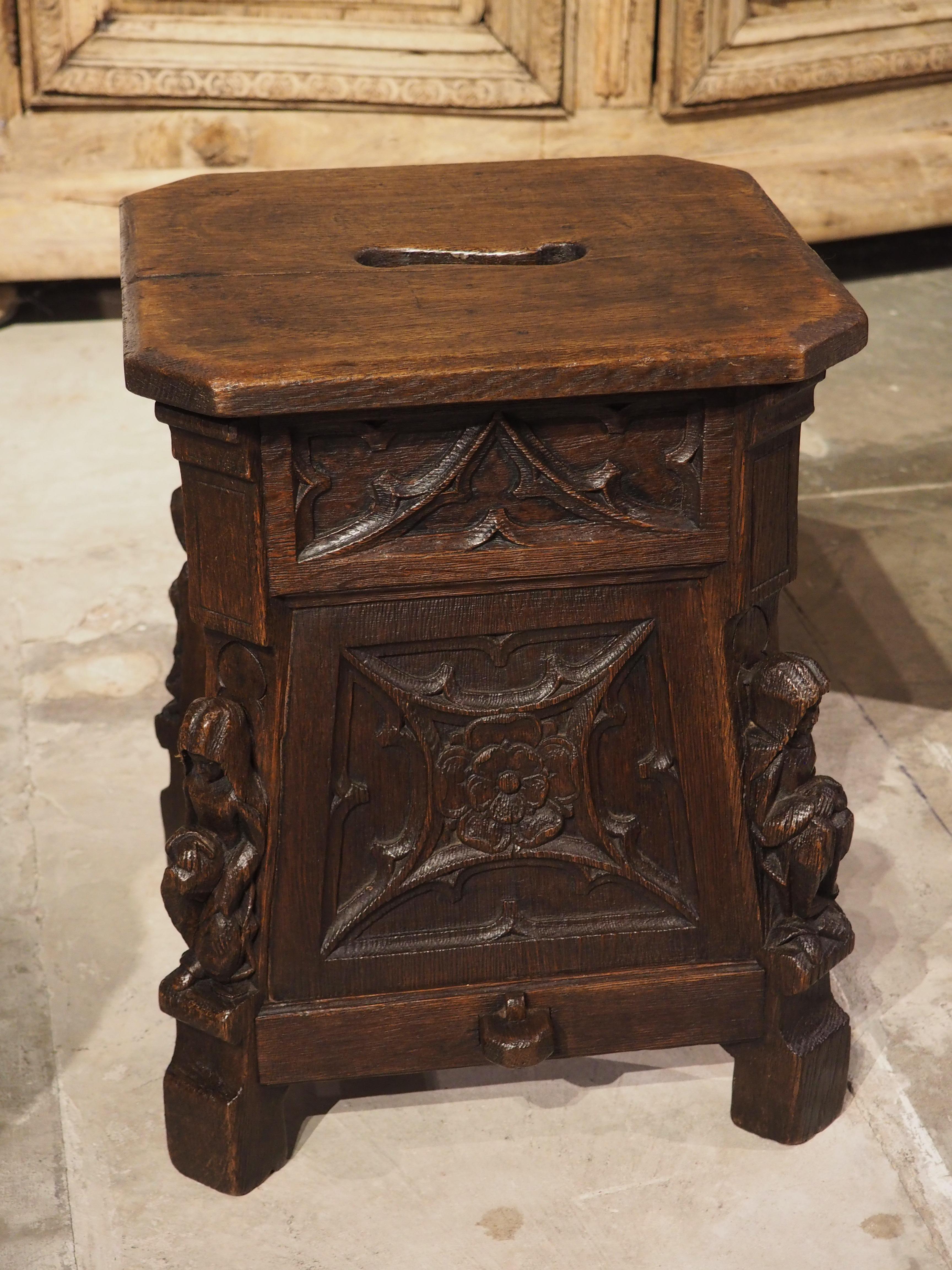 19th Century Sculpted French Oak Tabouret Stool in the Gothic Style In Good Condition In Dallas, TX