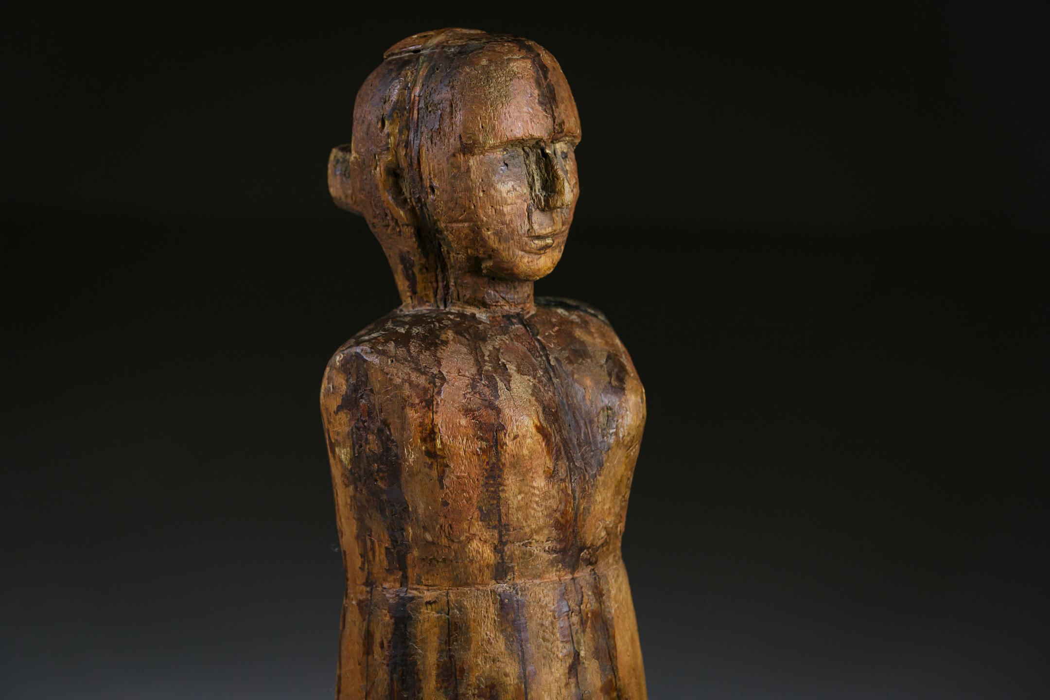 19th Century Sculptural Carving of a Woman For Sale 2