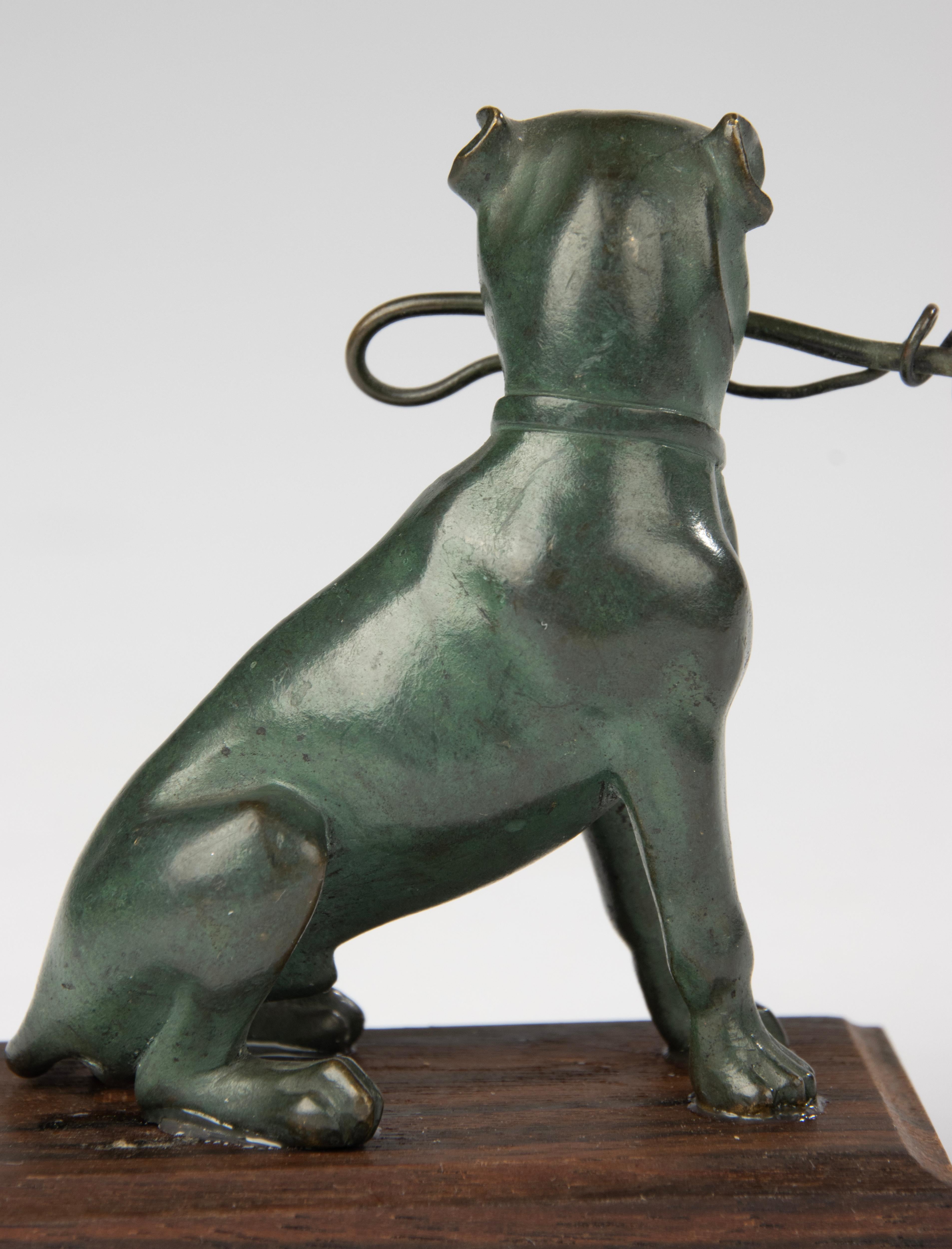 19th Century Sculpture of a Bulldog - Green Patina - Animal Sculpture For Sale 2