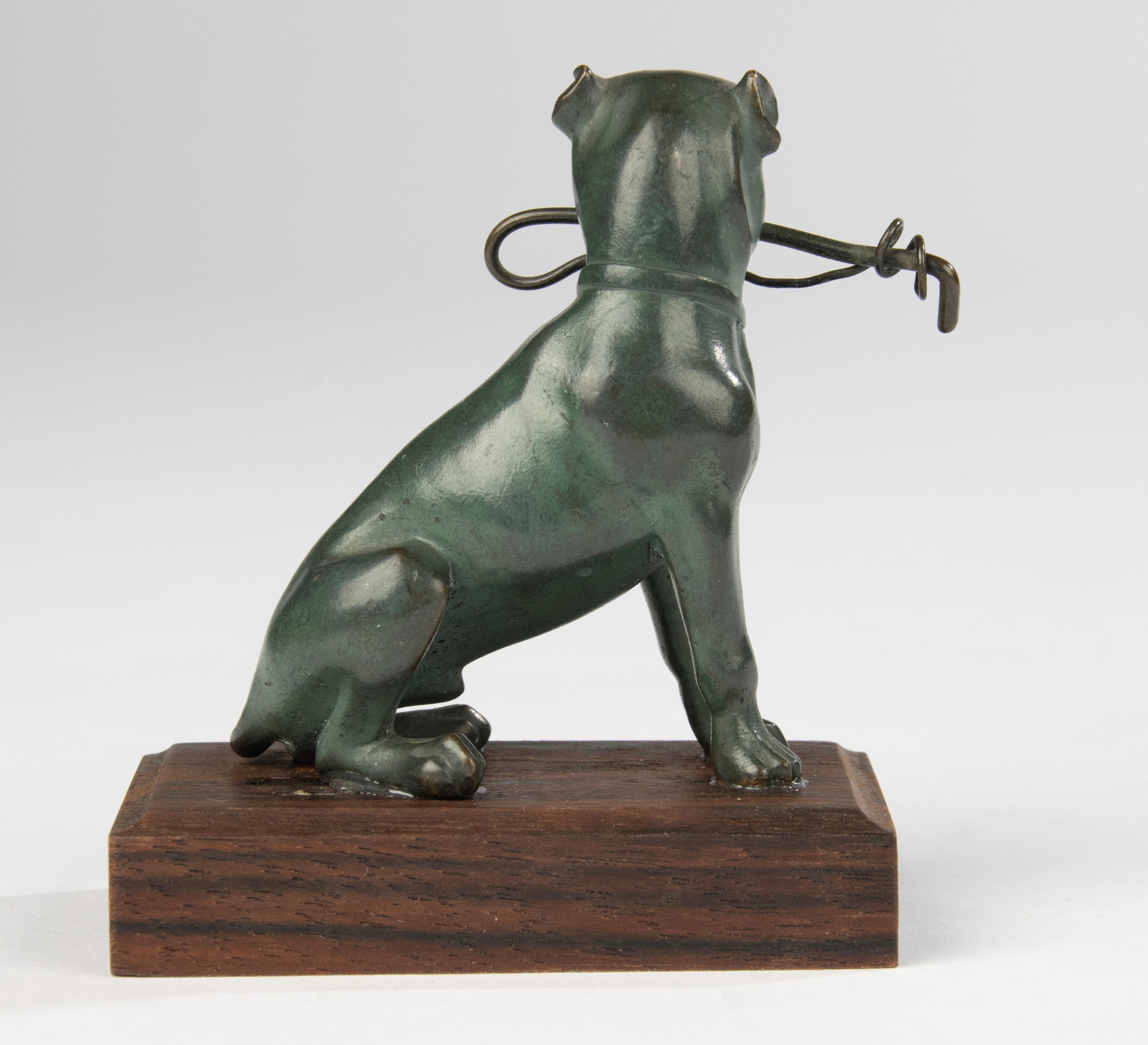 Bronze 19th Century Sculpture of a Bulldog - Green Patina - Animal Sculpture For Sale