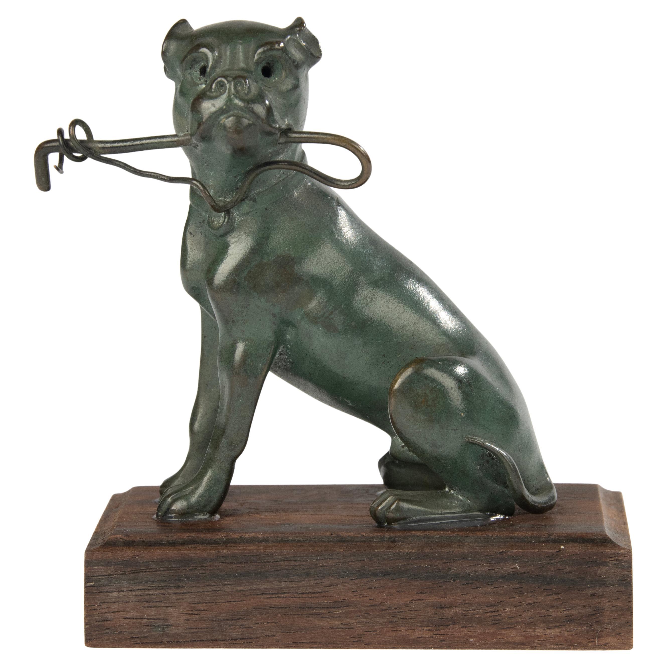 19th Century Sculpture of a Bulldog - Green Patina - Animal Sculpture For Sale